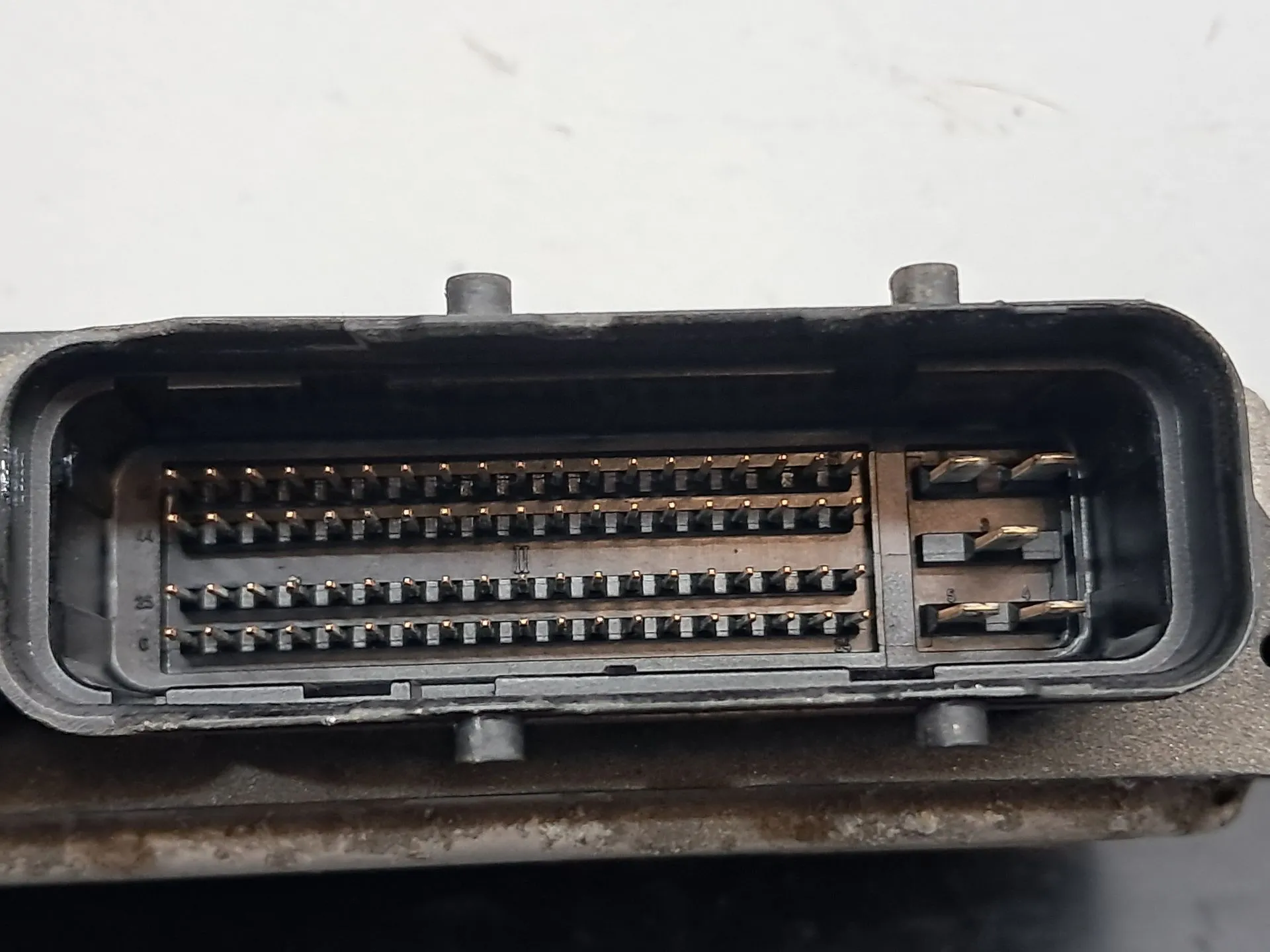Centralina motor / ECU TOYOTA Yaris (_P9_) Imagem-5