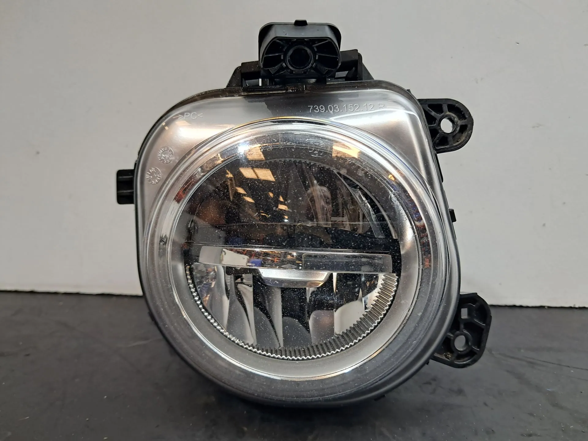 Feu antibrouillard Avant Droite BMW X5 (F15, F85) Imagem-1