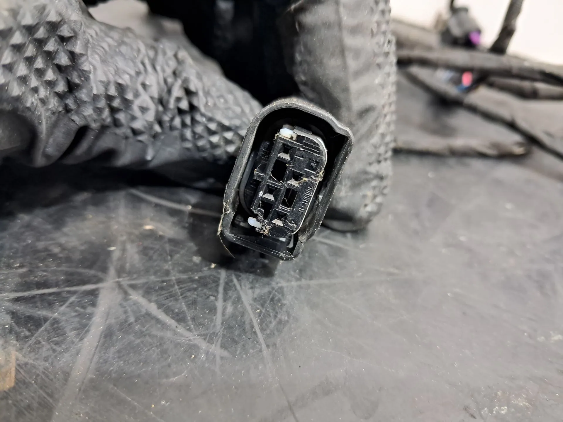 Installation pare-chocs avant BMW X5 (F15, F85) Imagem-1