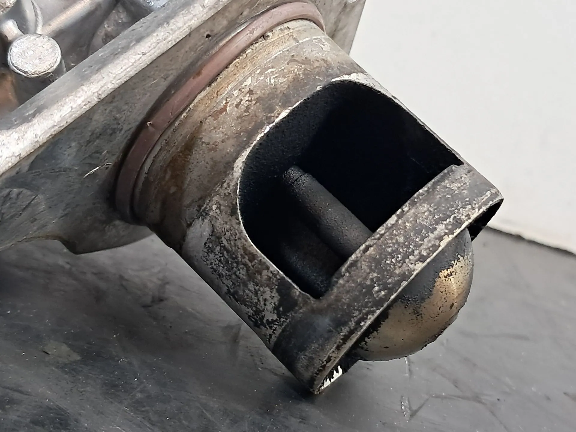 Válvula EGR BMW X5 (F15, F85) Imagem-3