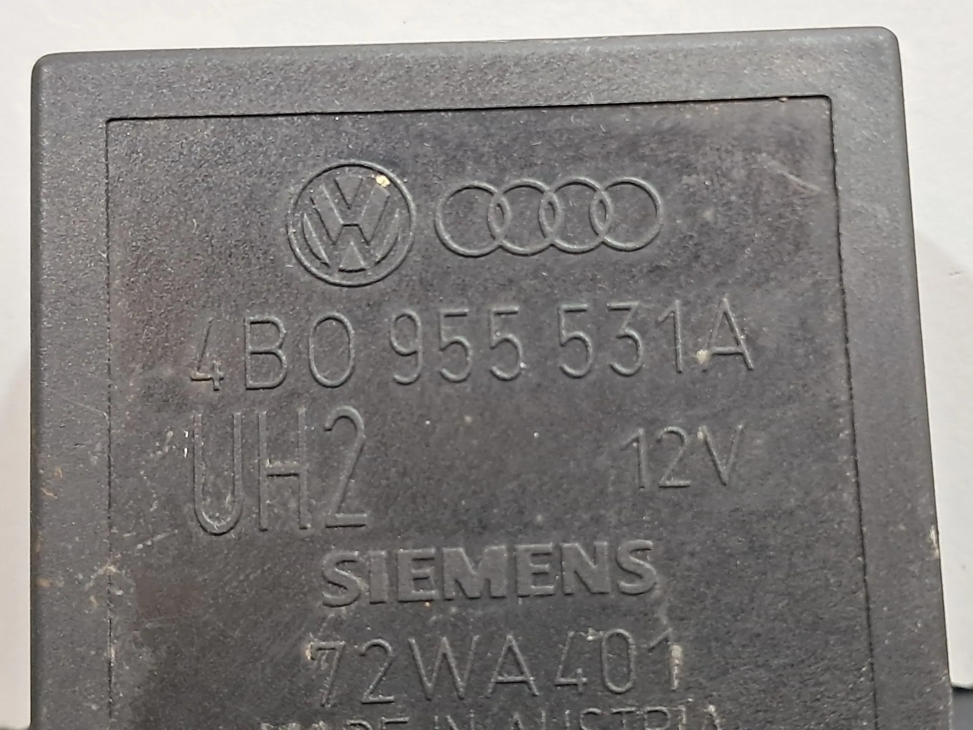 Electromechanical switch  SKODA Octavia I Break (1U5) Imagem-1