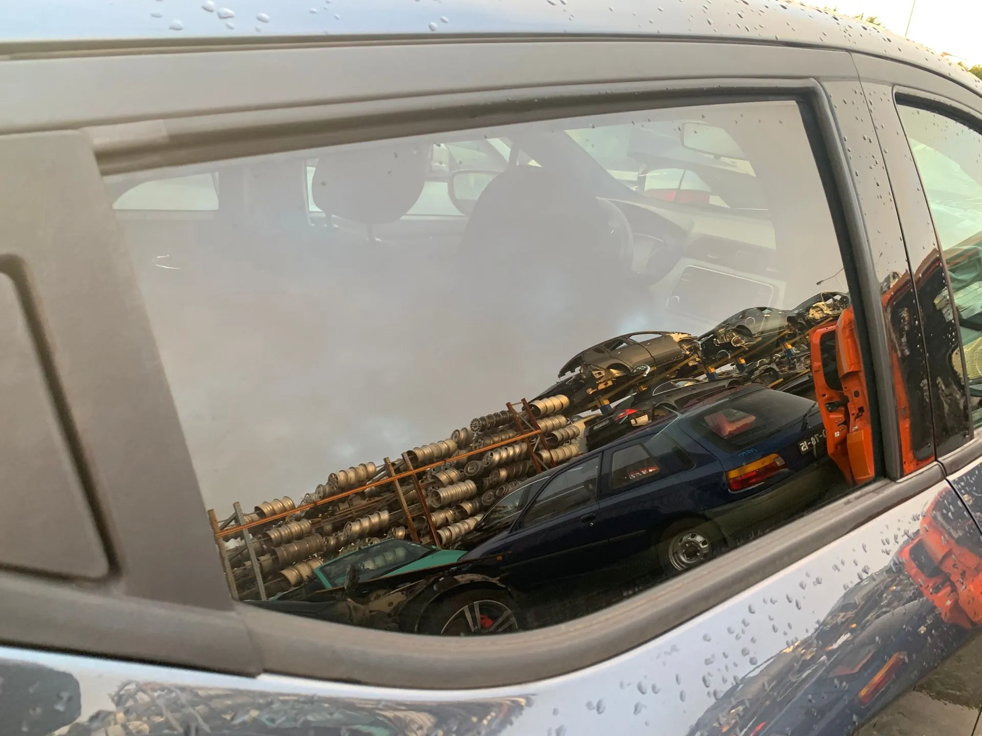 Right rear door glass NISSAN Micra V (K14) Imagem-1