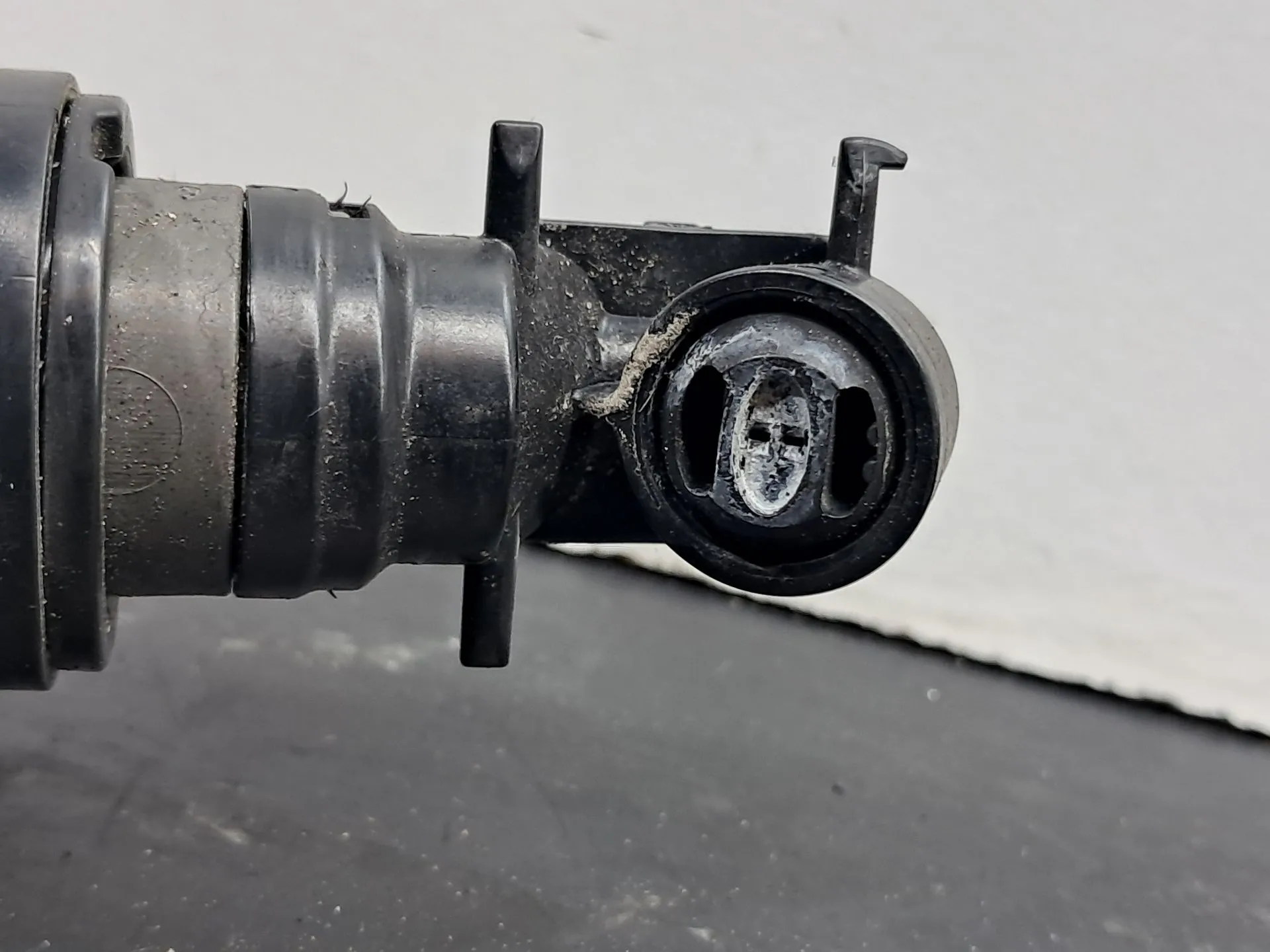 Buse de lave-phares BMW X5 (F15, F85) Imagem-2