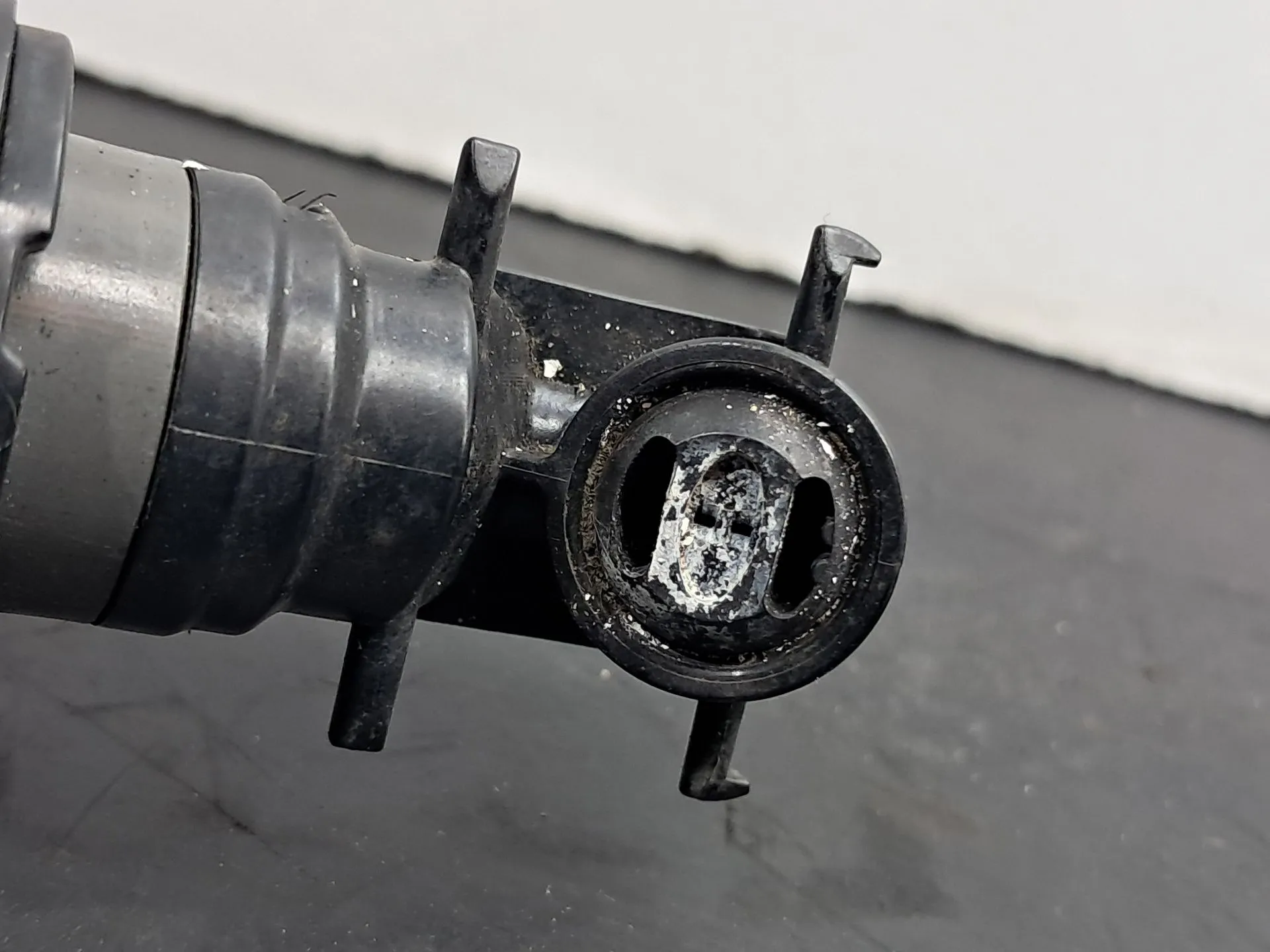 Buse de lave-phares BMW X5 (F15, F85) Imagem-2