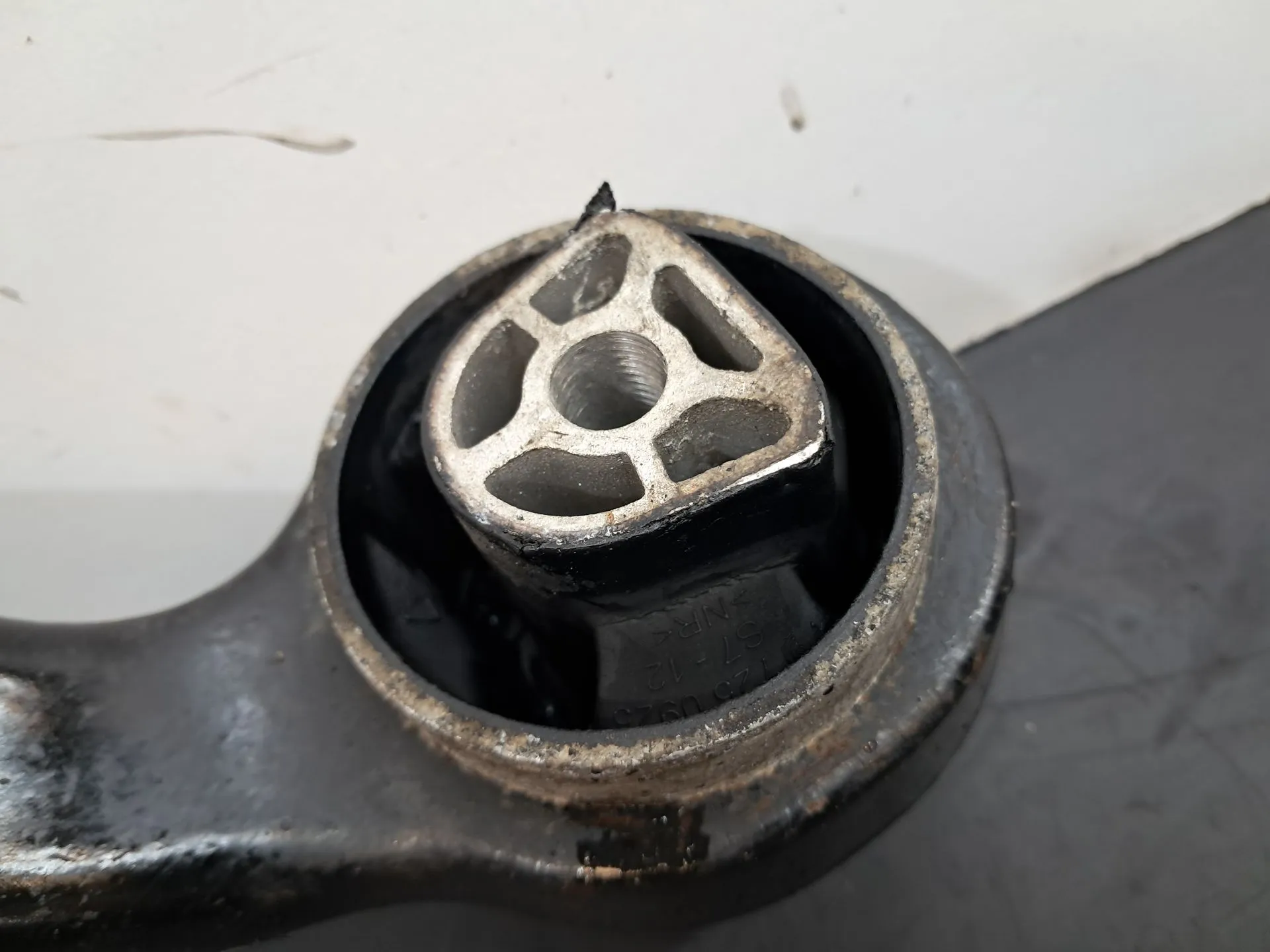 Bras de suspension Avant Droite BMW X5 (F15, F85) Imagem-4