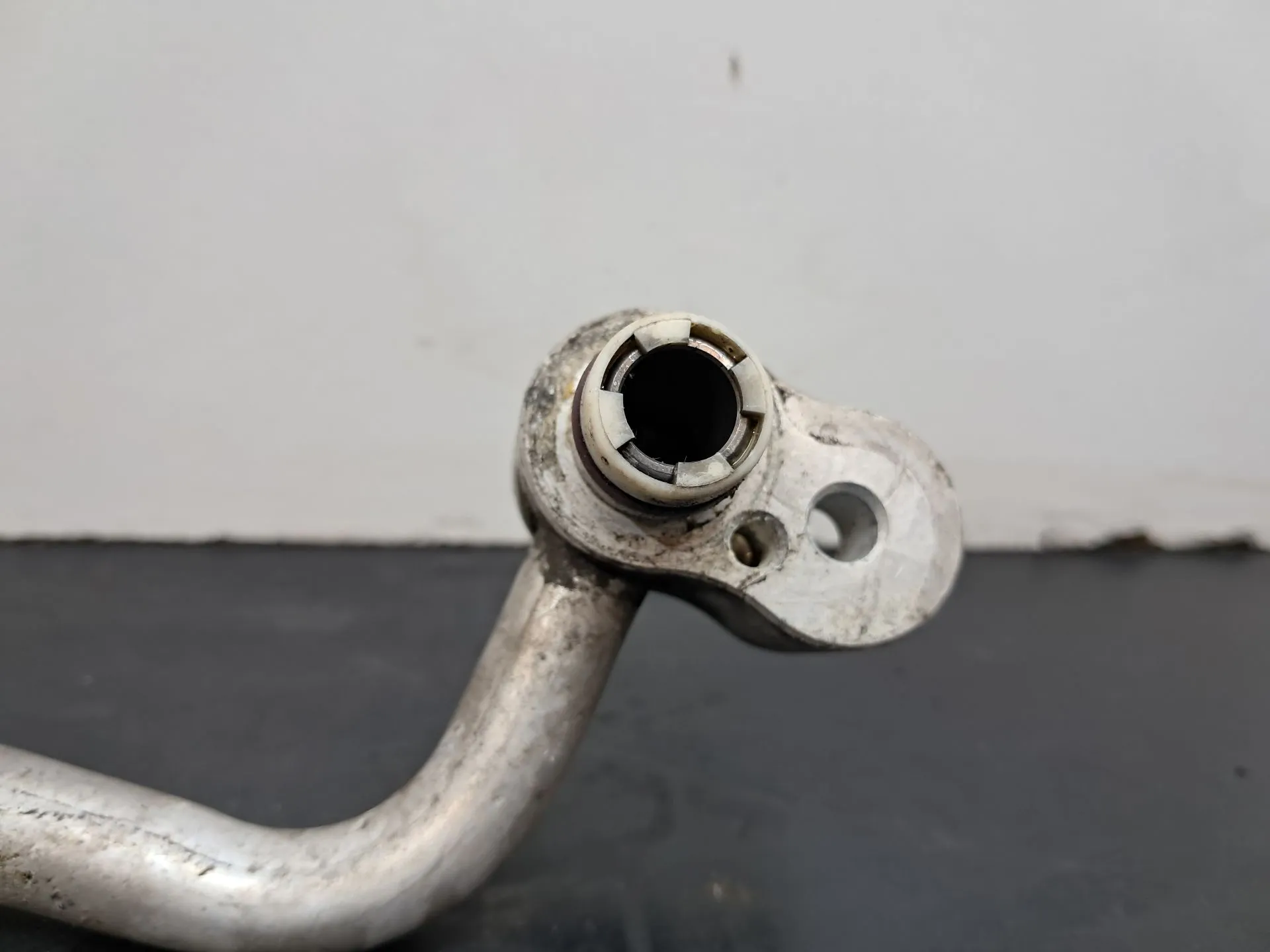 Tuyau de climatisation BMW X5 (F15, F85) Imagem-1