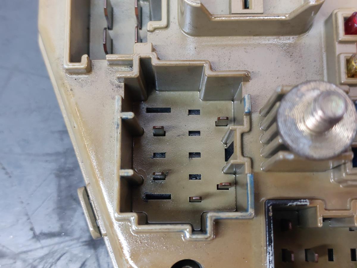 Caixa fusíveis / SAM / BSI JEEP Grand Cherokee I (ZJ) Imagem-4