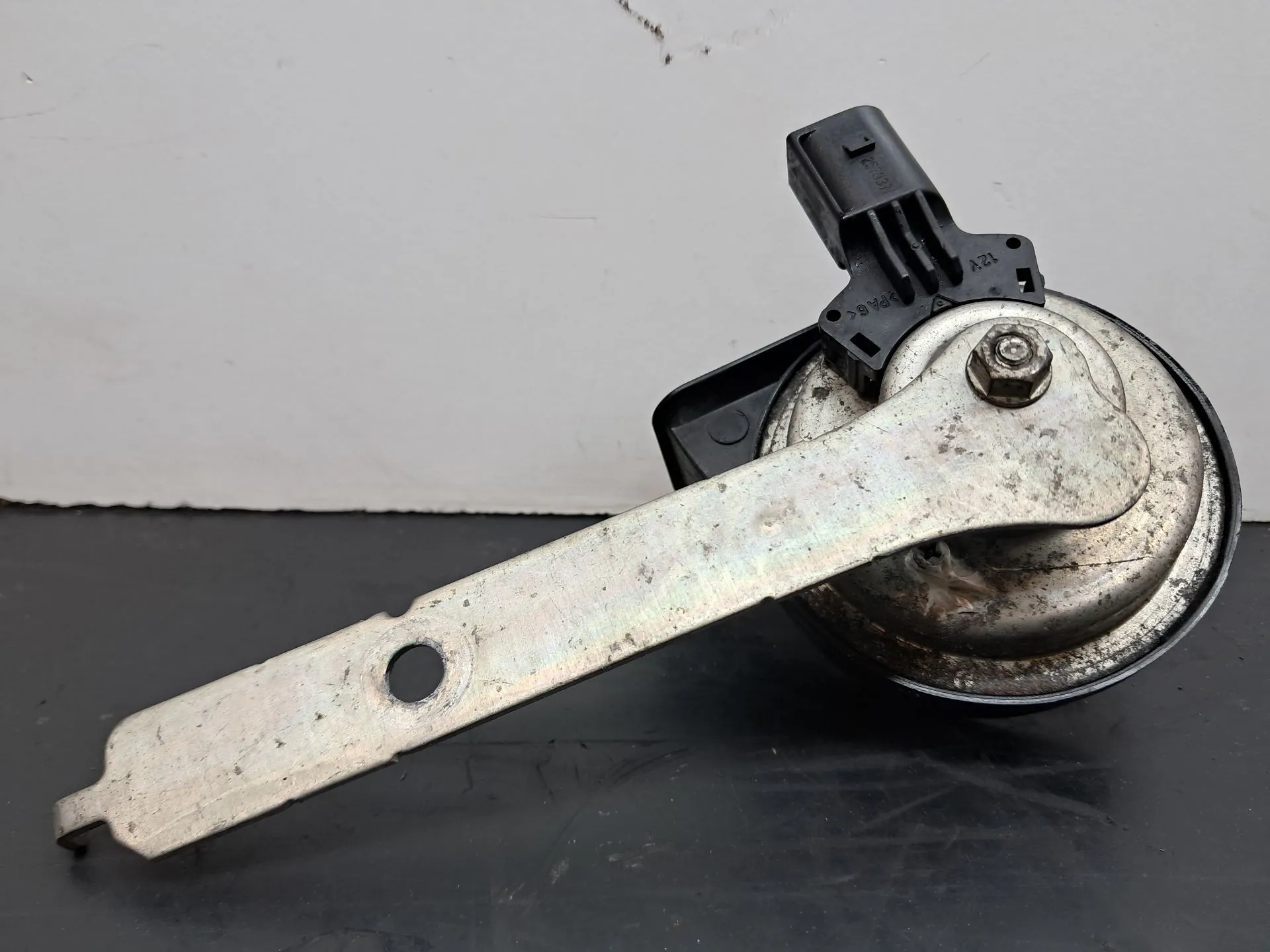 Klaxon BMW X5 (F15, F85) Imagem-1