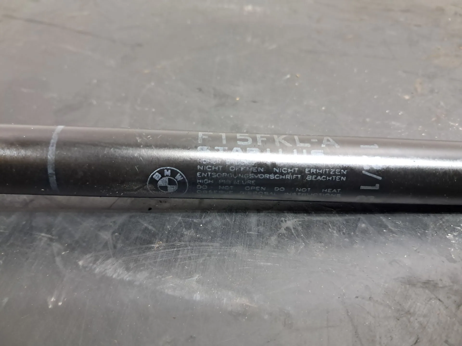 Amortisseur de Capot BMW X5 (F15, F85) Imagem-3