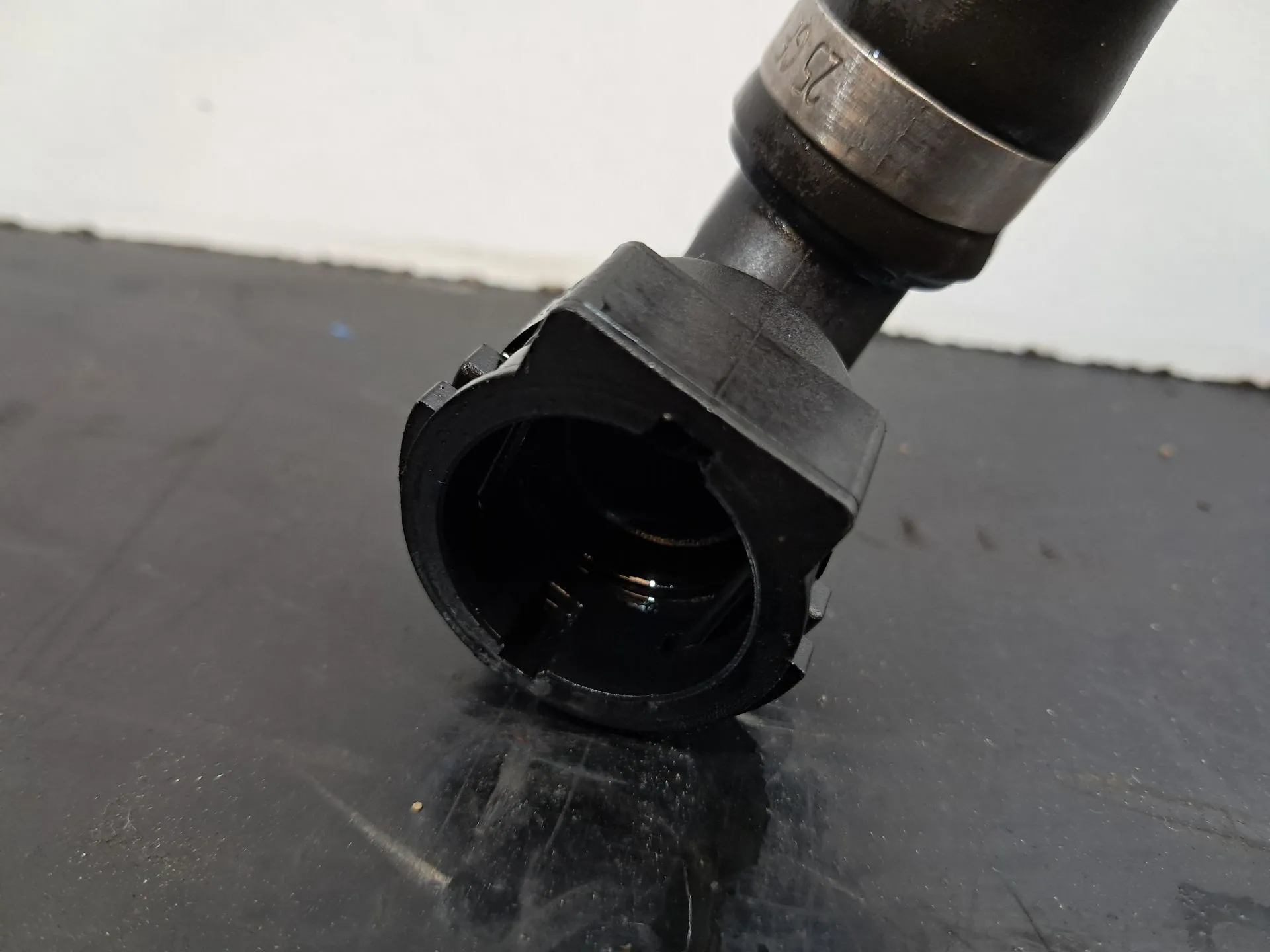 Tuyau/ Durite d'eau BMW X5 (F15, F85) Imagem-2