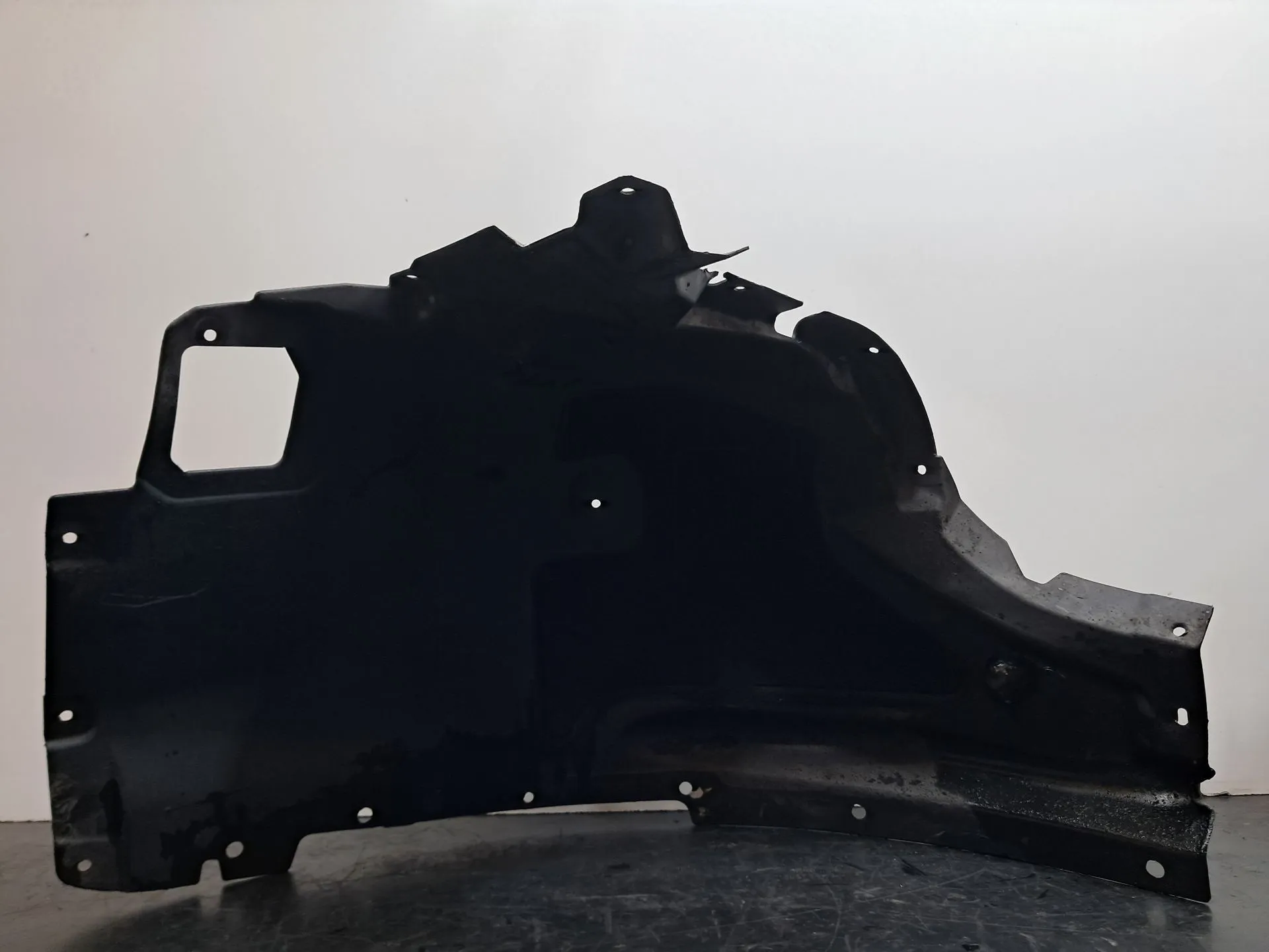 Passage de roue AV DR BMW X5 (F15, F85) Imagem-2