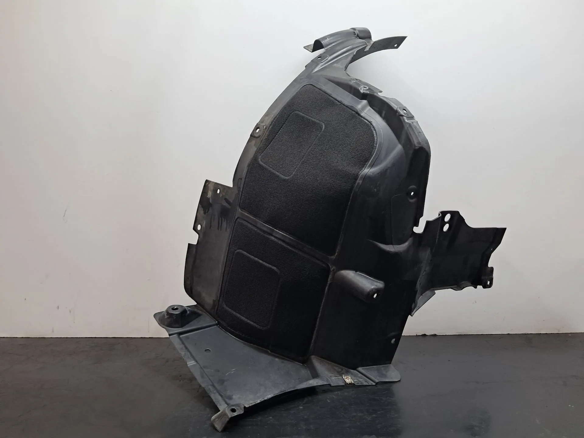 Passage de roue AV GA BMW X5 (F15, F85)