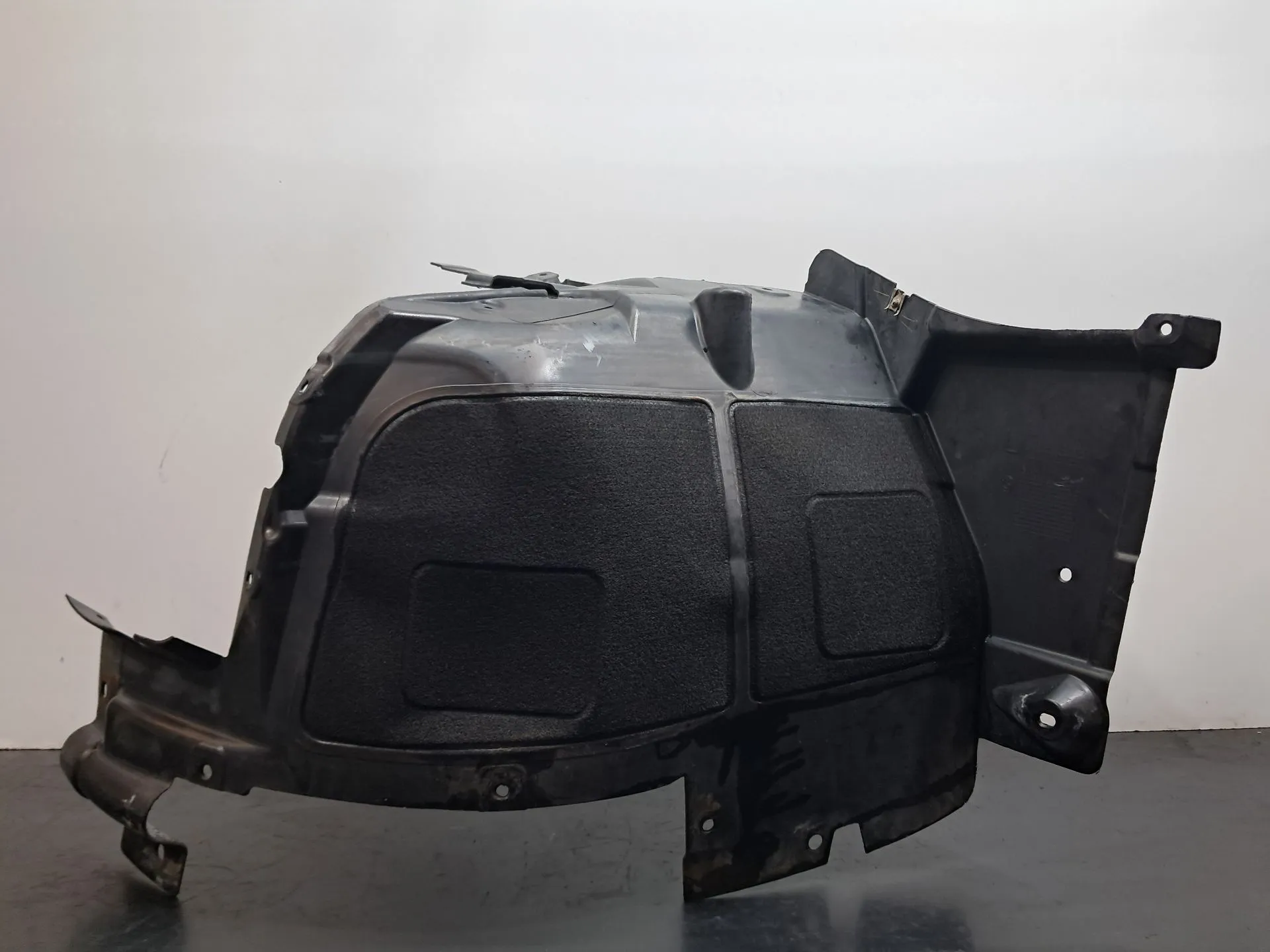 Passage de roue AV GA BMW X5 (F15, F85) Imagem-1