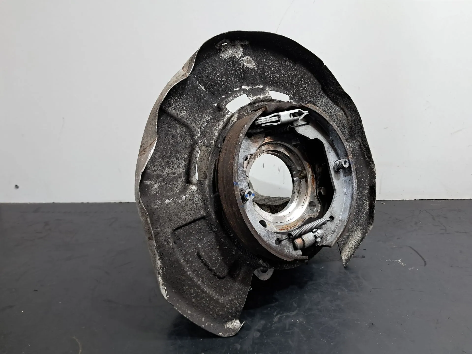 Fusée arrière gauche BMW X5 (F15, F85)