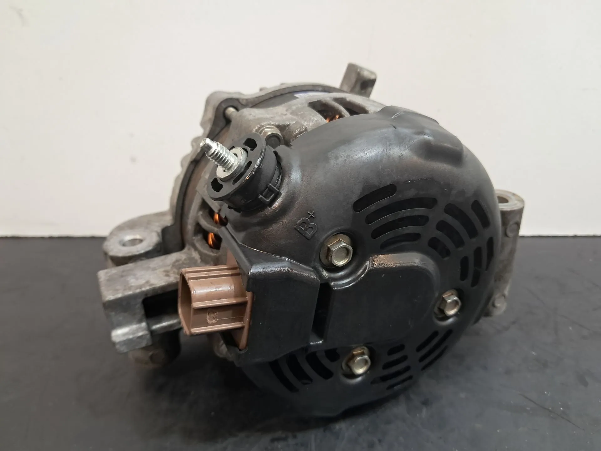 Alternador TOYOTA Avensis Sedan (_T27_) Imagem-2