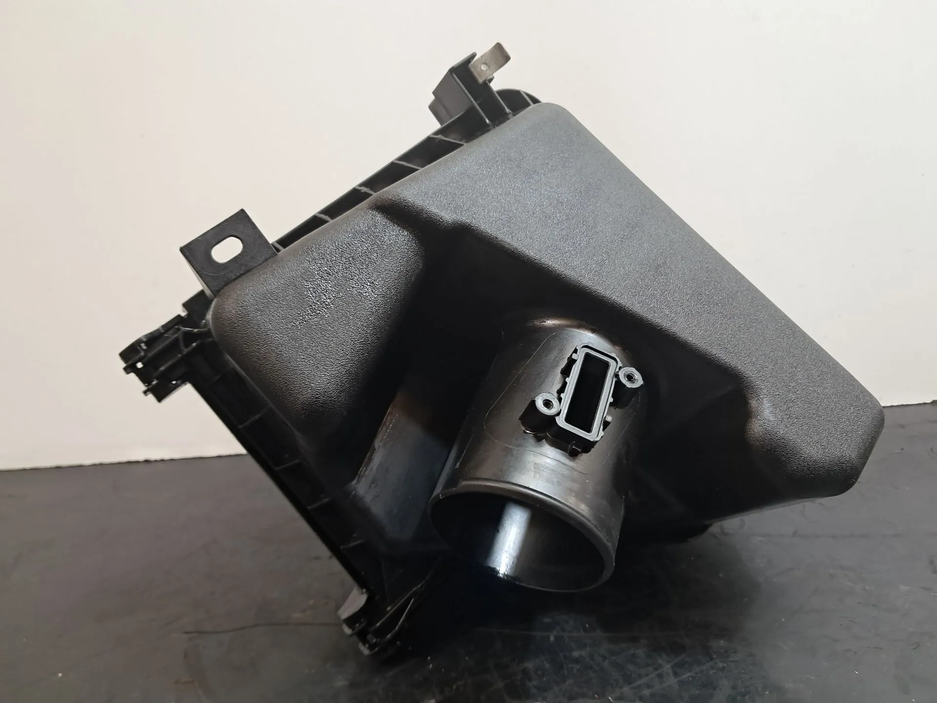 Boîtier filtre à air TOYOTA Avensis Sedan (_T27_) Imagem-5
