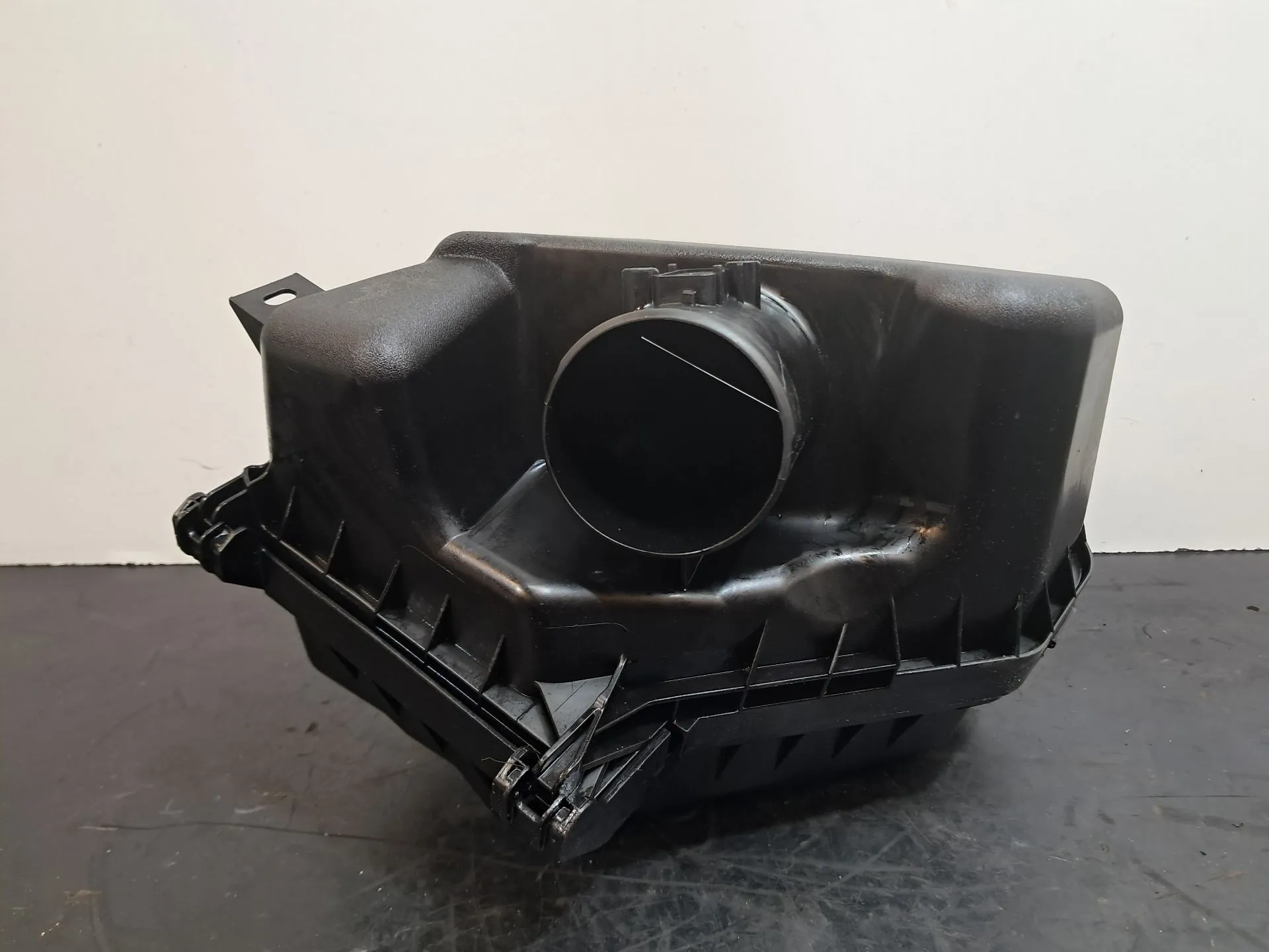 Caja filtro aire TOYOTA Avensis Sedan (_T27_)