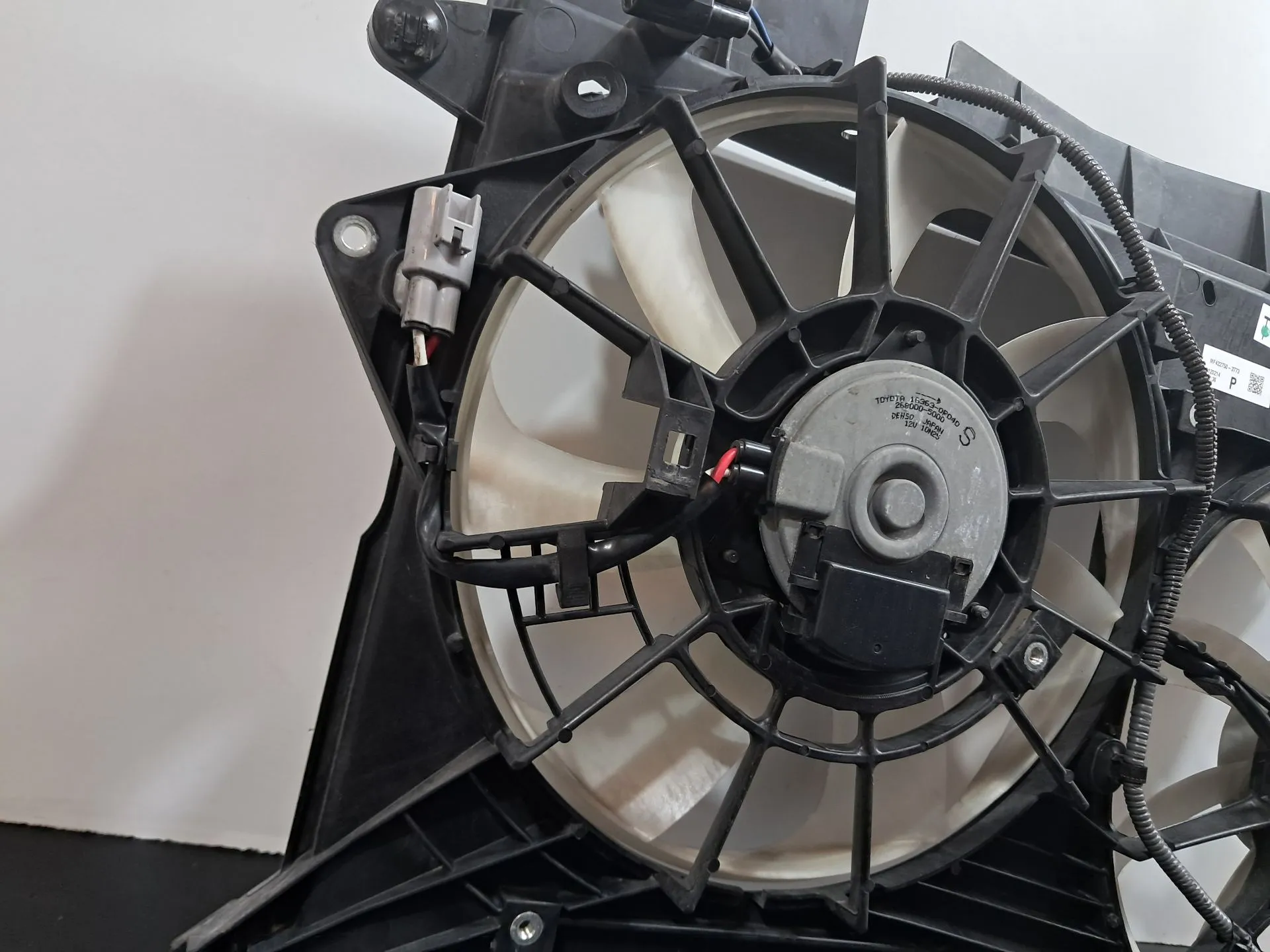Termoventilador TOYOTA Avensis Sedan (_T27_) Imagem-2