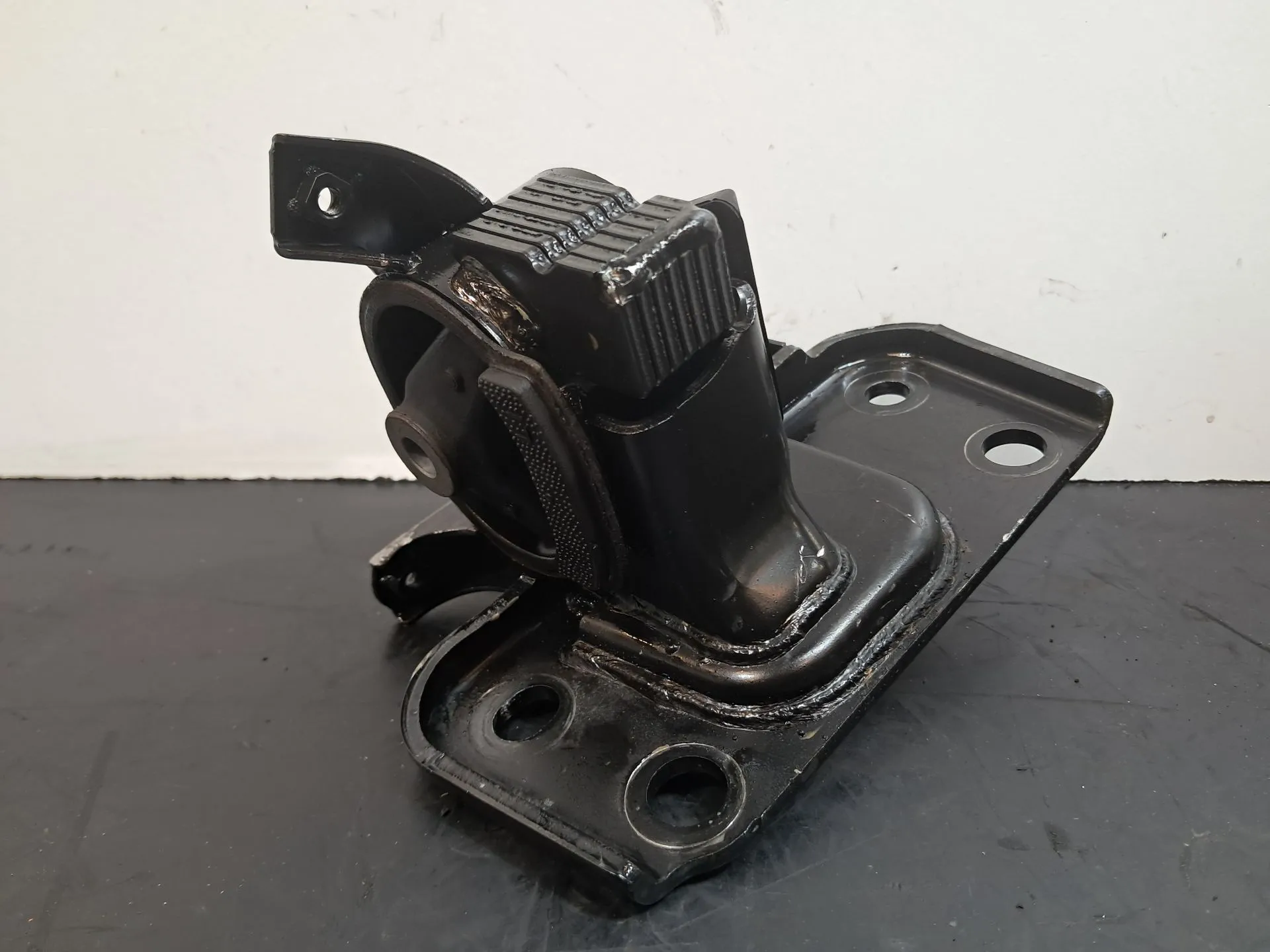 Support Moteur TOYOTA Avensis Sedan (_T27_)