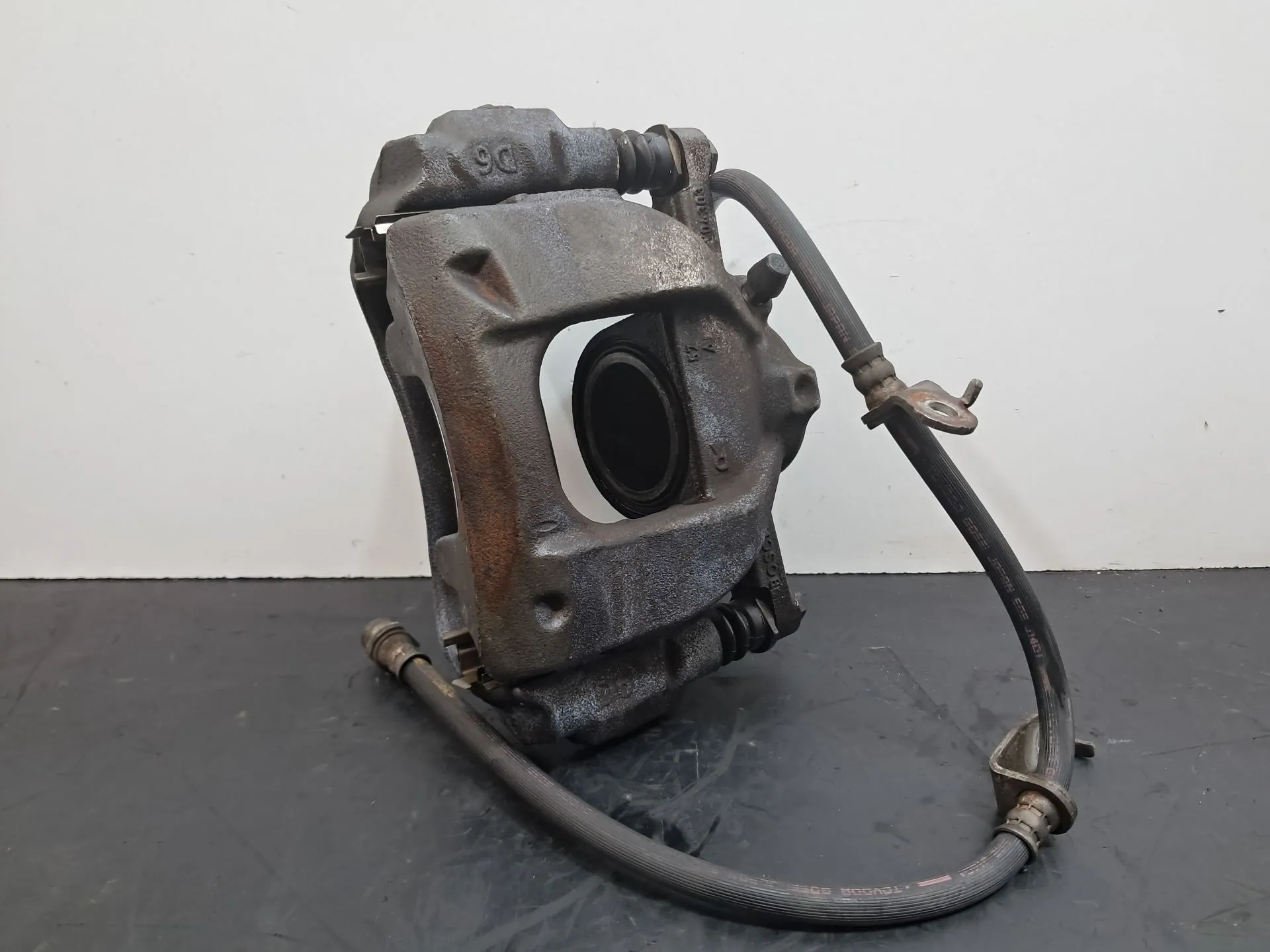 Right front Brake Caliper TOYOTA Avensis Sedan (_T27_)