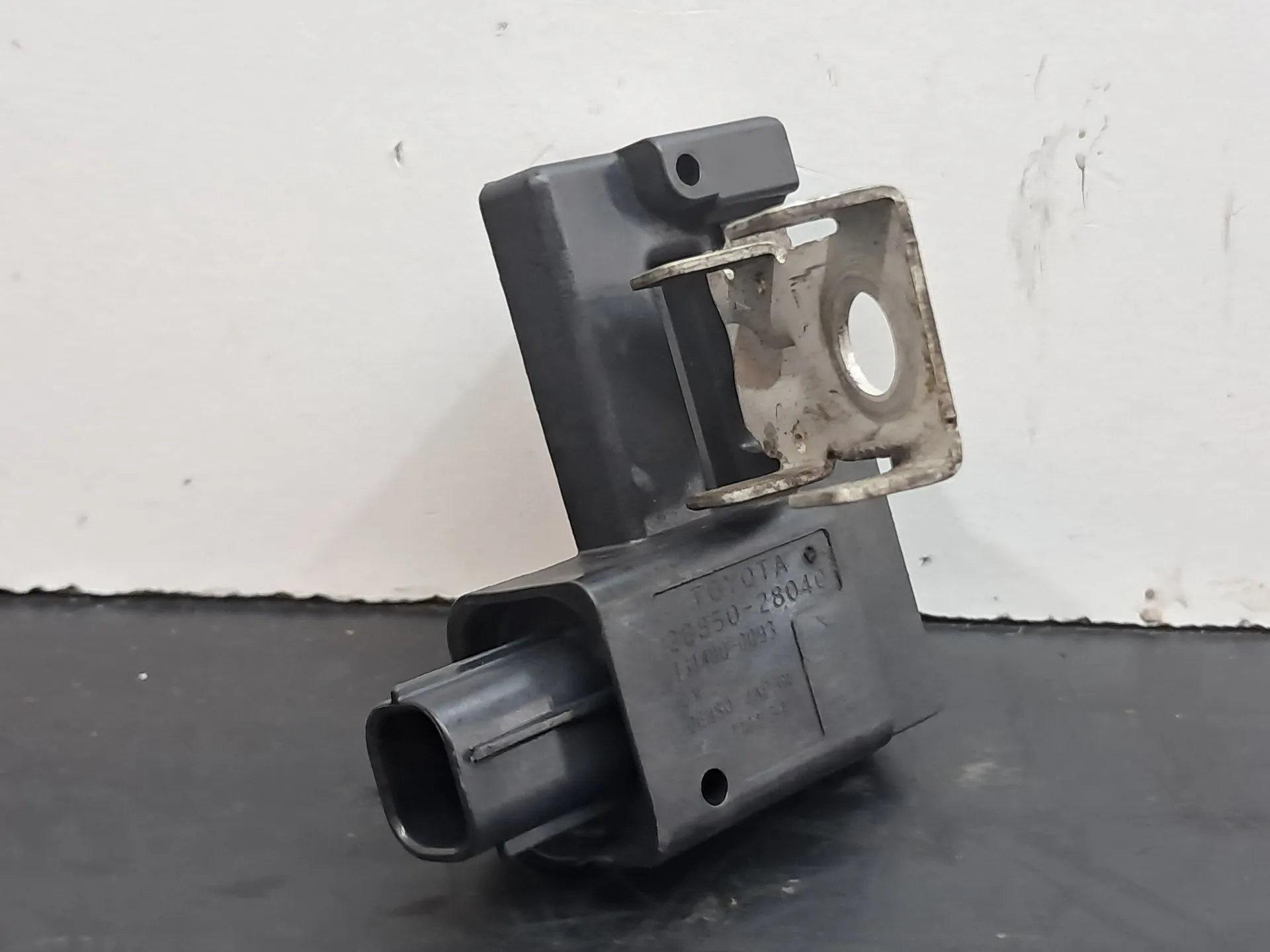 Terminal / cabo negativo da bateria TOYOTA Avensis Sedan (_T27_)