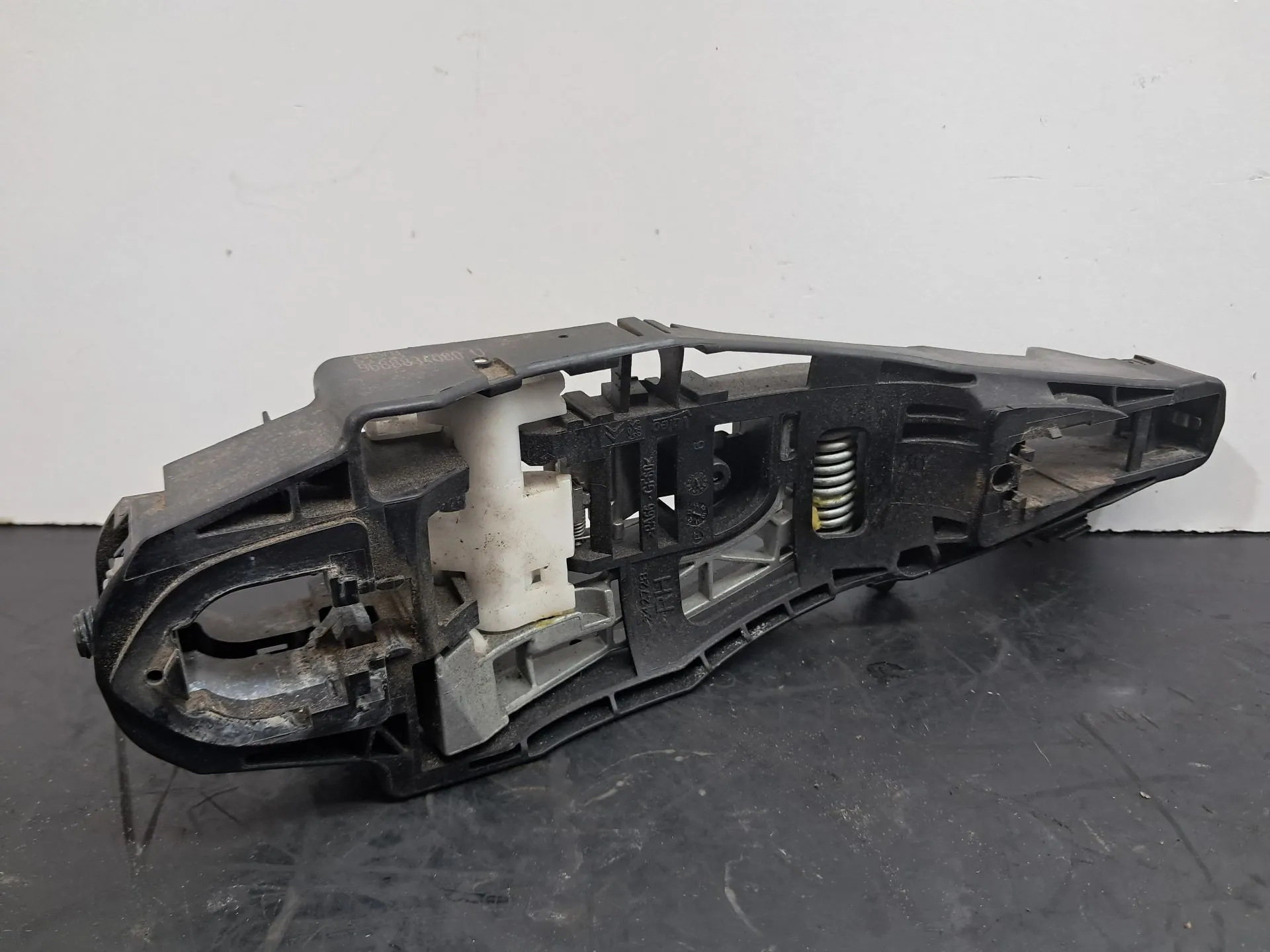 Left front door handle support CITROËN DS4 (NX_)