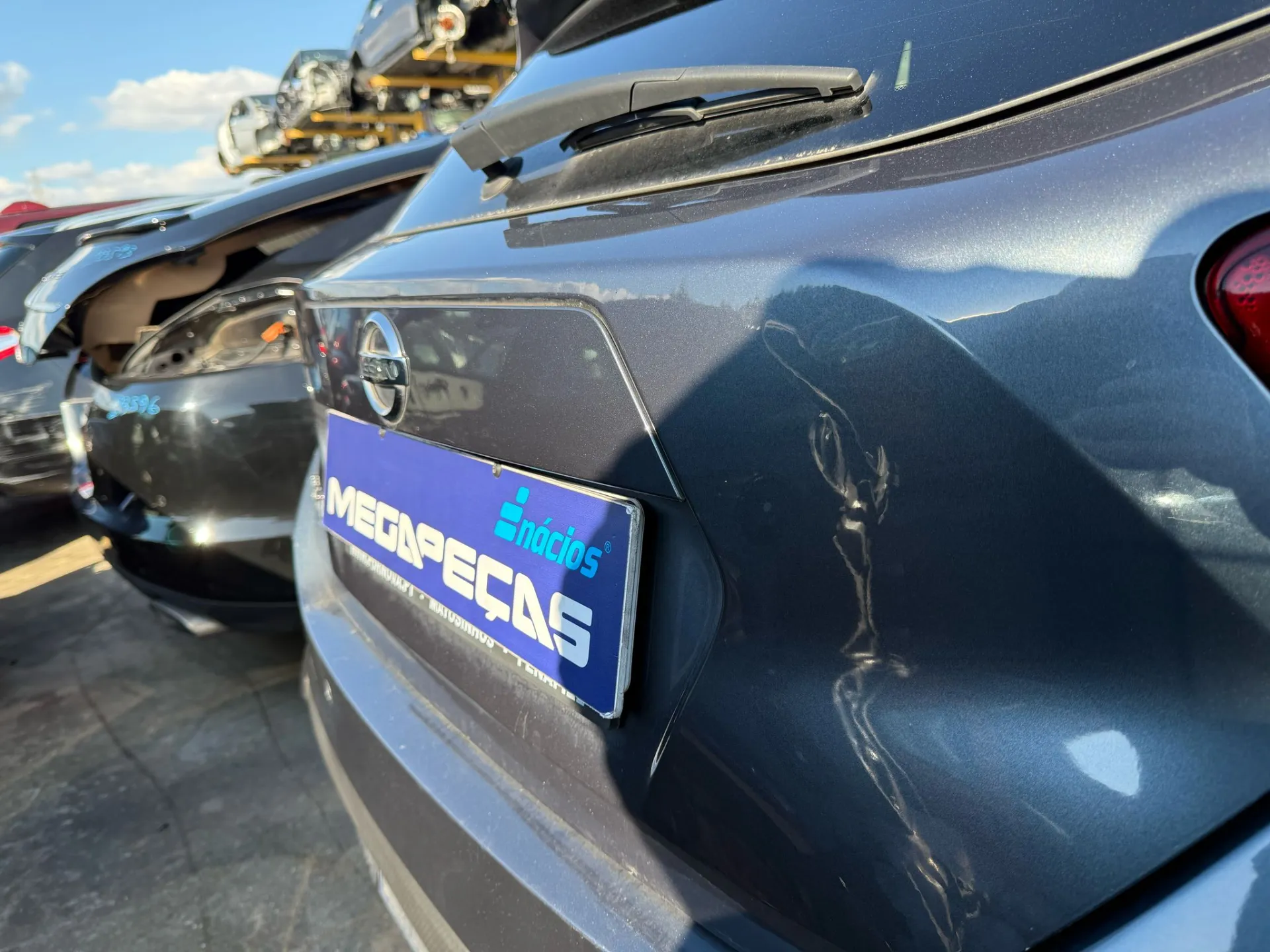 Tailgate / Trunk lid NISSAN Micra V (K14) Imagem-1