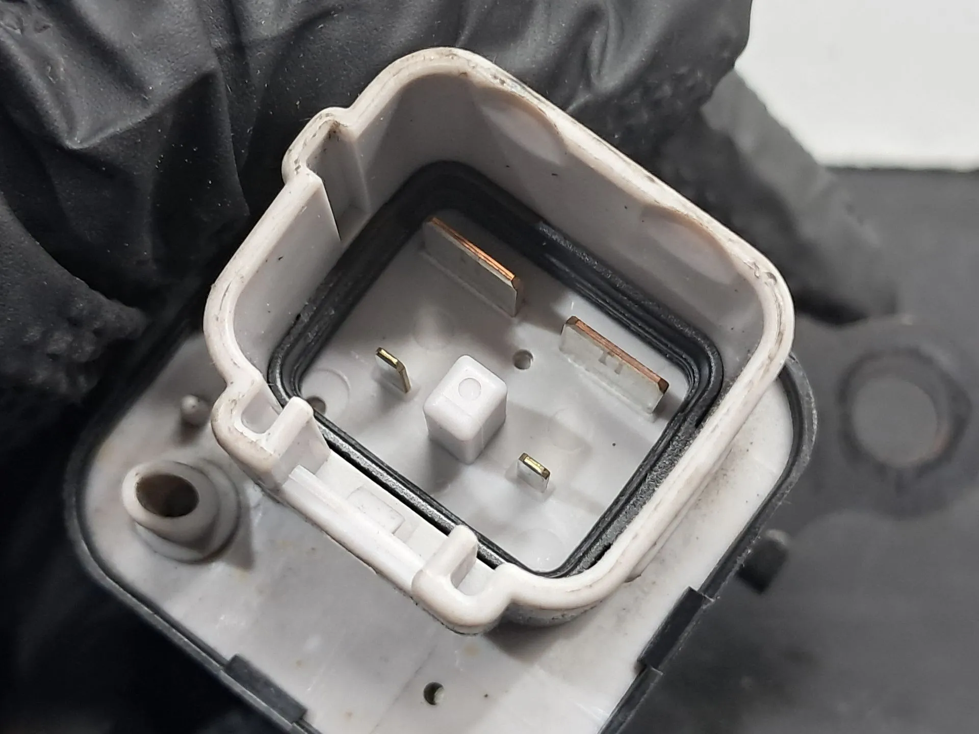Glow plug Relay TOYOTA Avensis Sedan (_T27_) Imagem-3