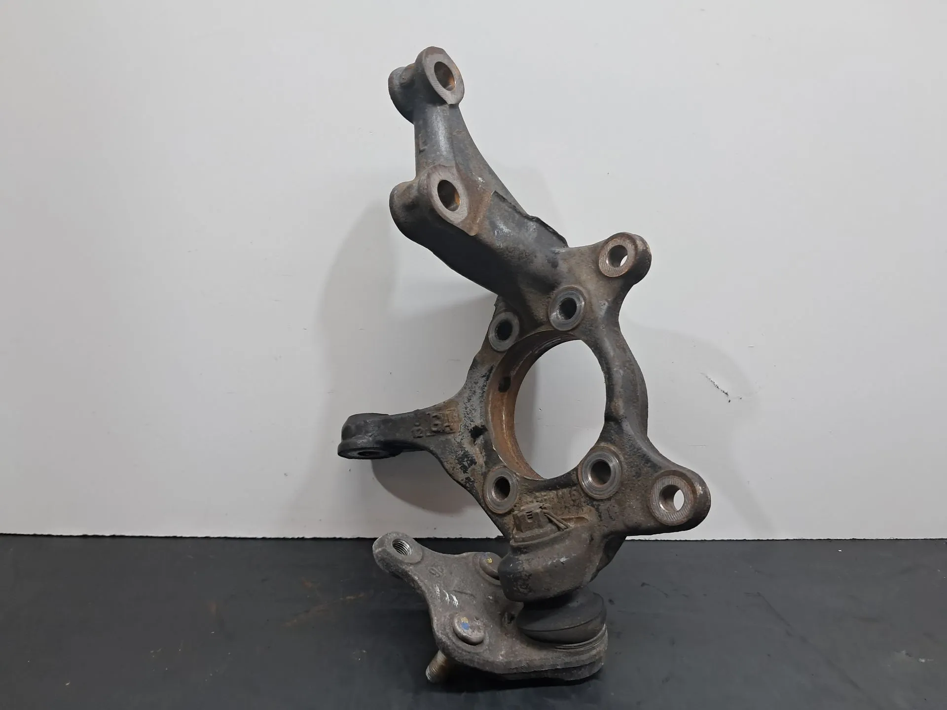 Fusello anteriore sinistro TOYOTA Avensis Sedan (_T27_)