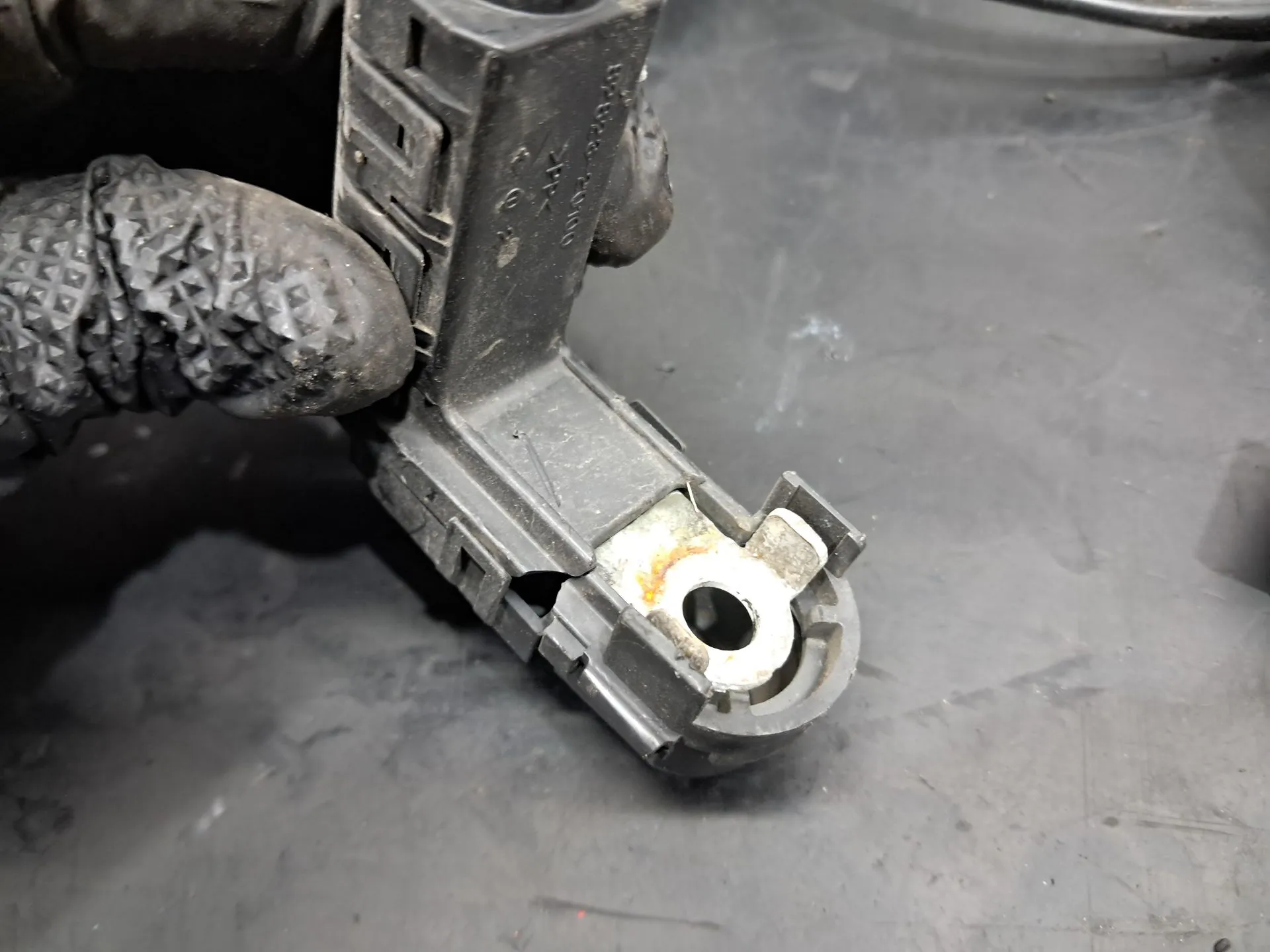 Instalación eléctrica del motor / cableado motor TOYOTA Avensis Sedan (_T27_) Imagem-1