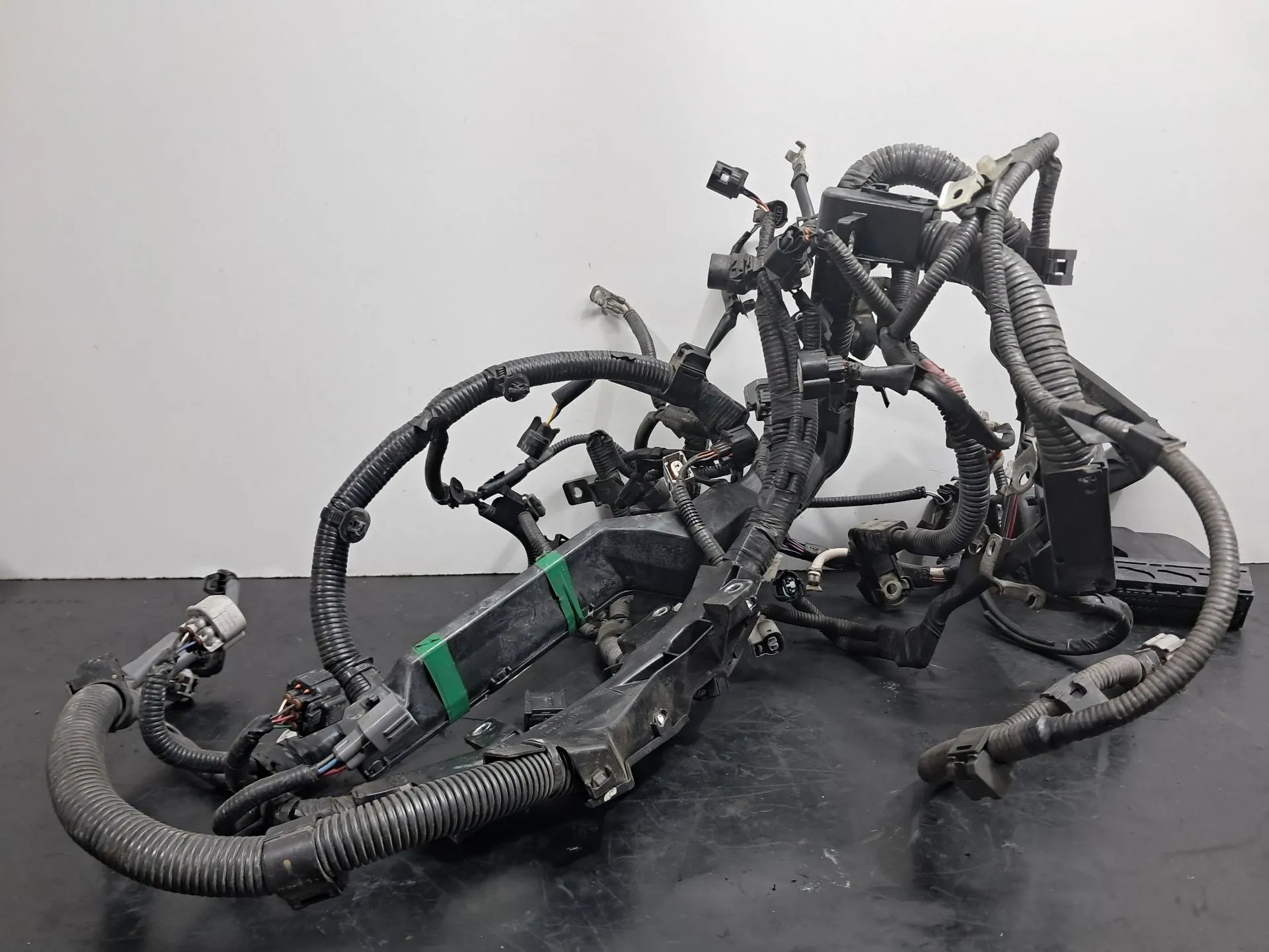 Instalación eléctrica del motor / cableado motor TOYOTA Avensis Sedan (_T27_) Imagem-3
