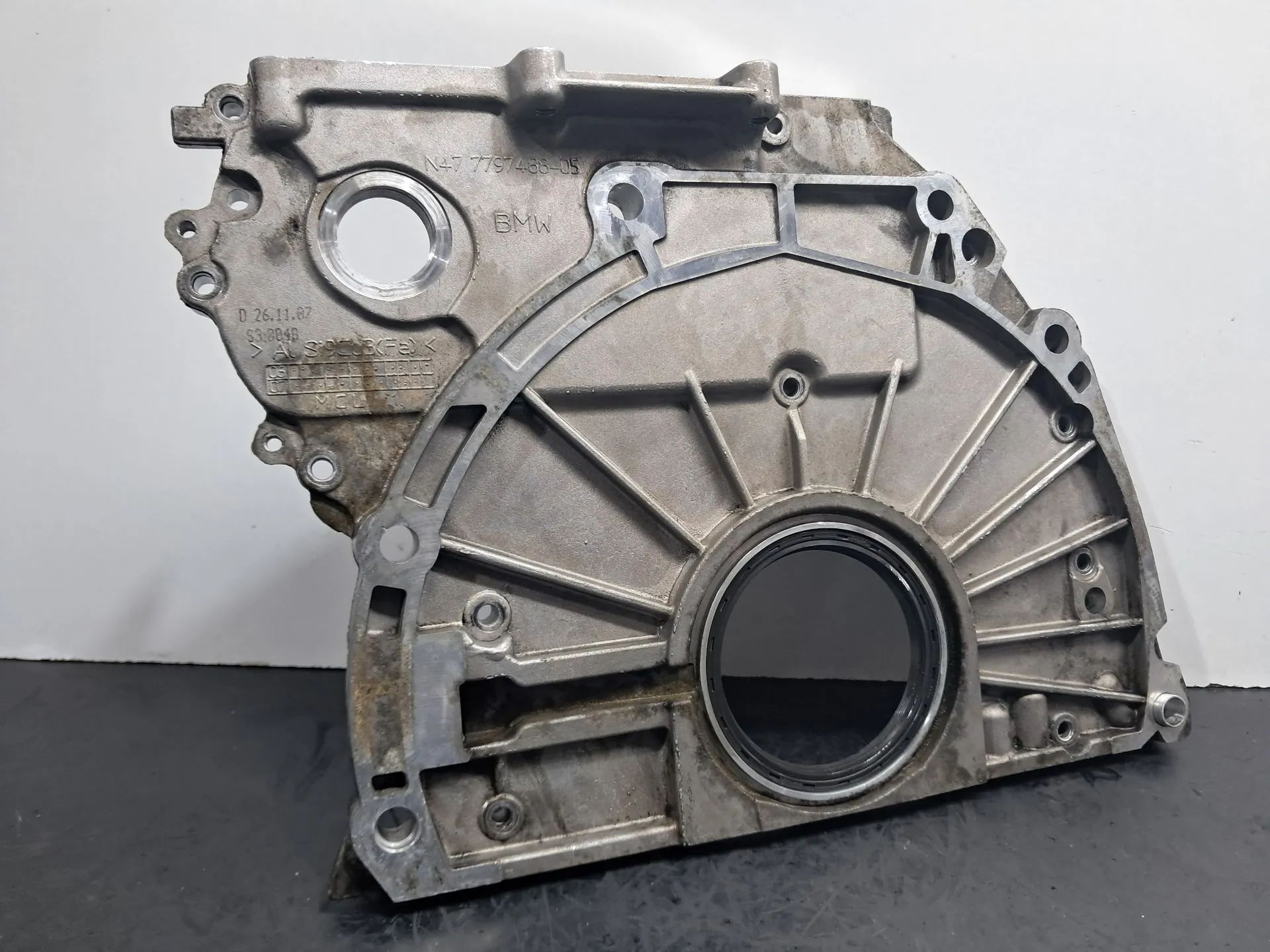 Timing cover BMW 1 (E87)