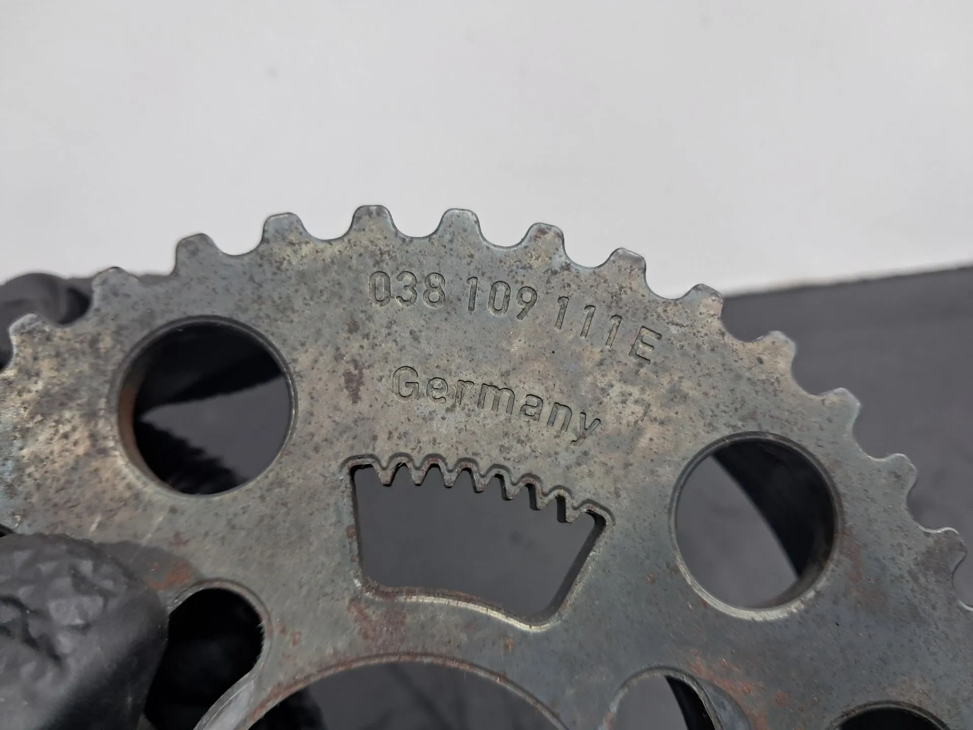 Poulie moteur AUDI A4 (8E2, B6) Imagem-2