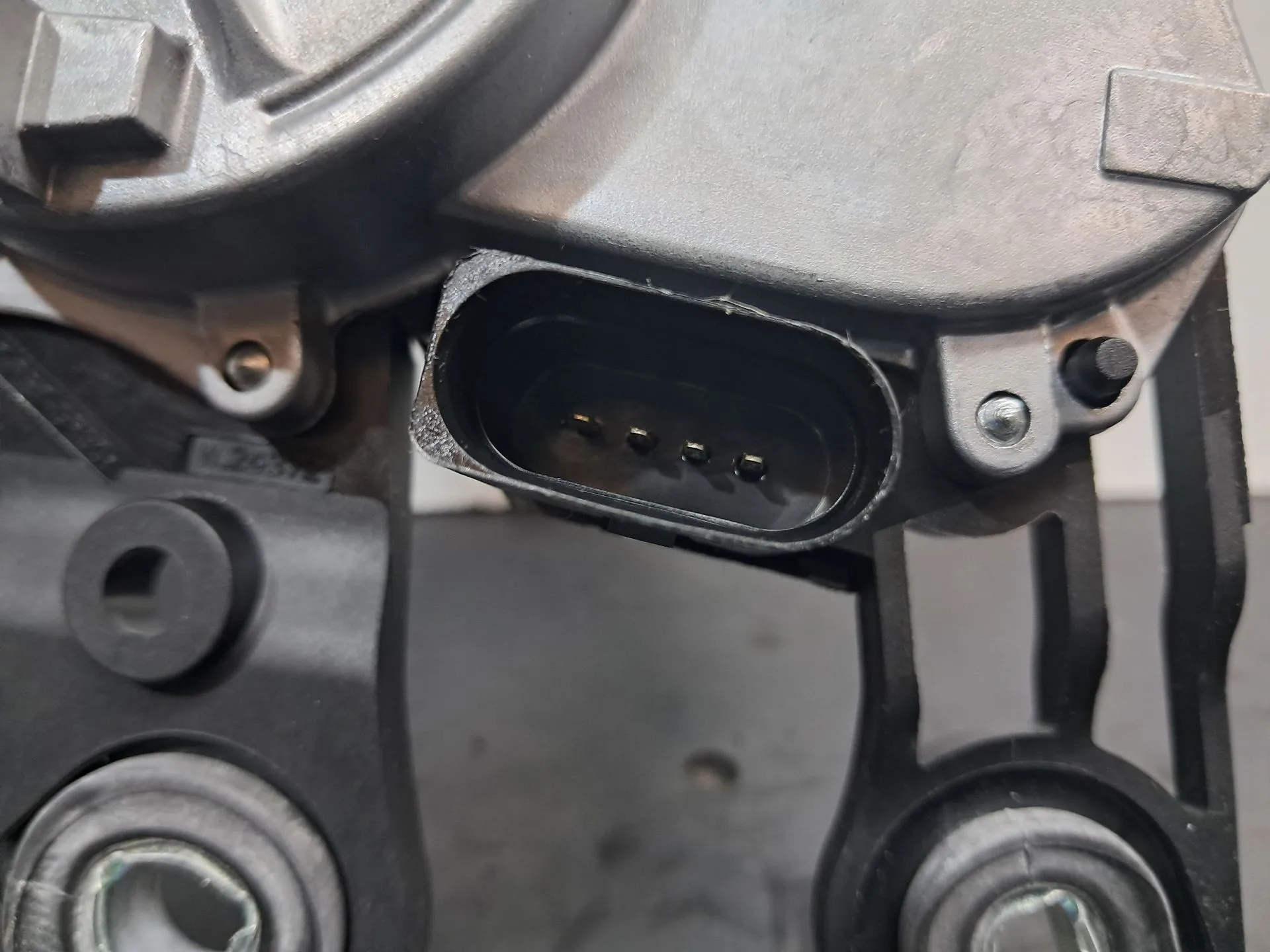 Rear Wiper Motor VOLKSWAGEN Tiguan (AD1, AX1) Imagem-2