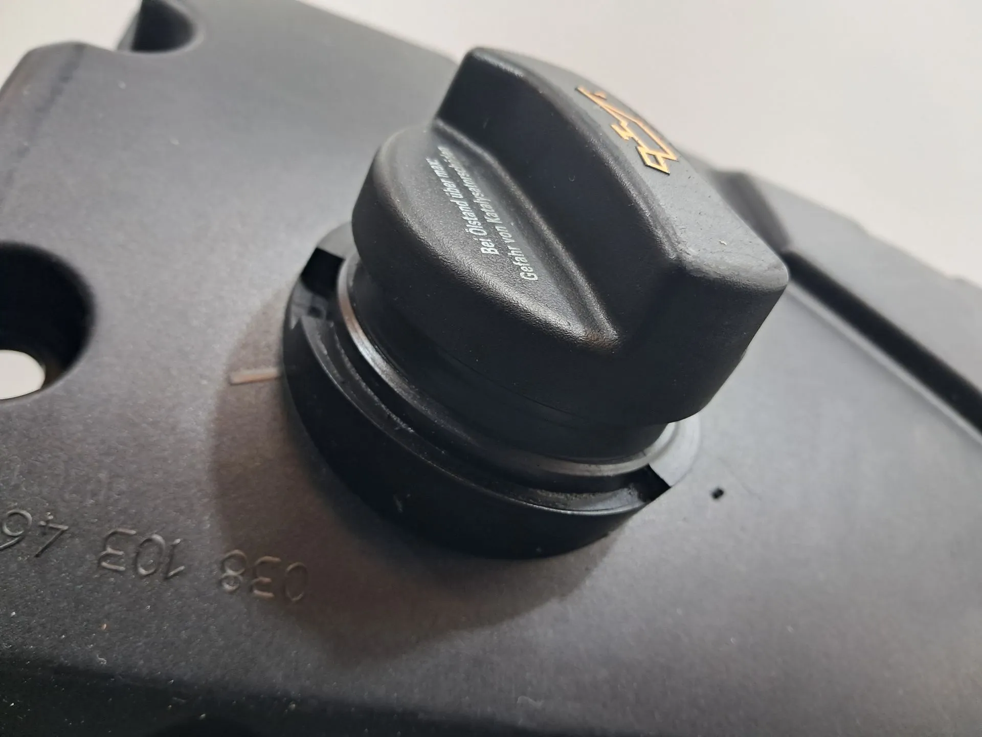 Cache Culbuteur  AUDI A4 (8E2, B6) Imagem-1