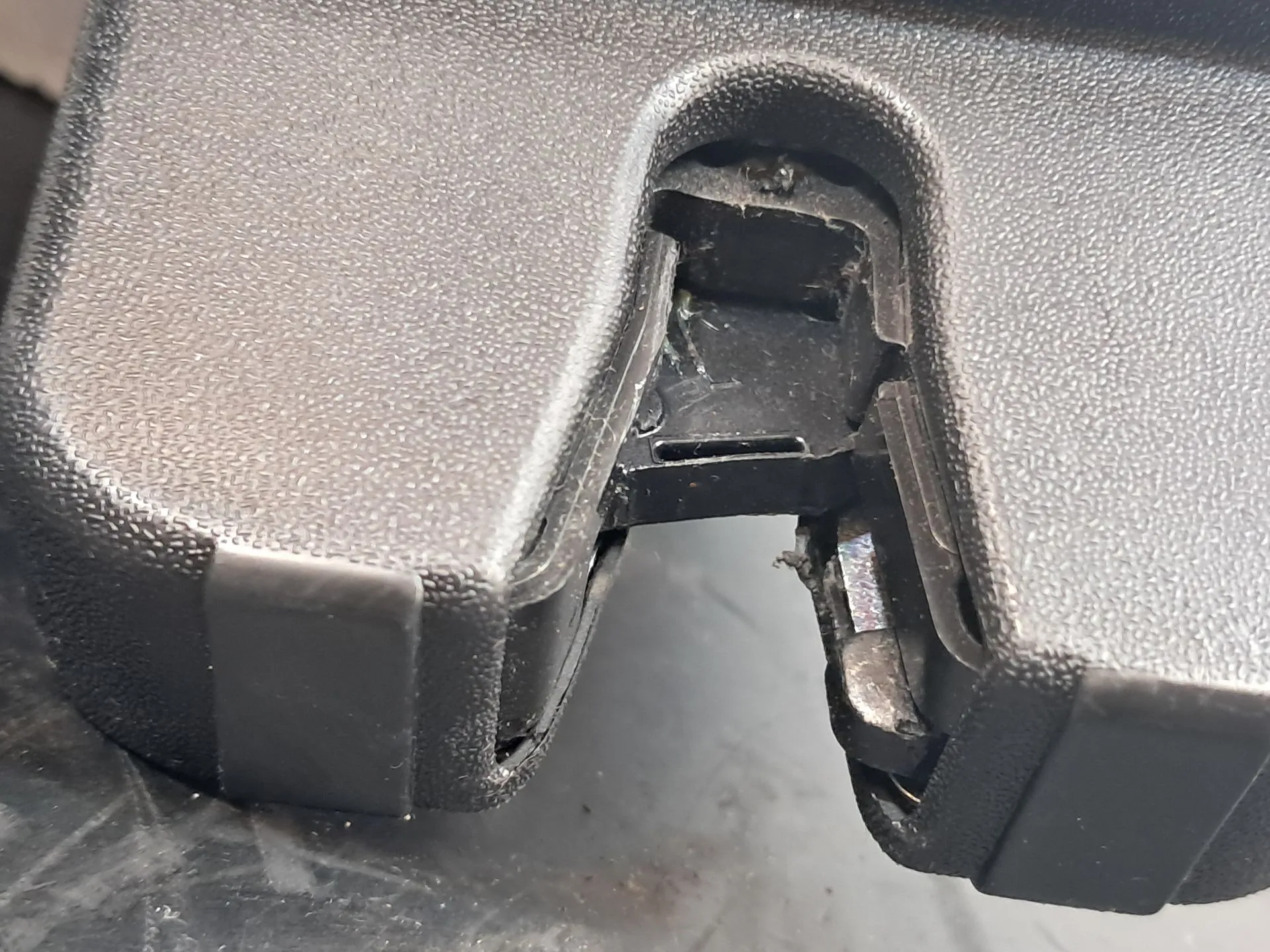 Fechadura / fecho da mala VOLKSWAGEN Tiguan (AD1, AX1) Imagem-5