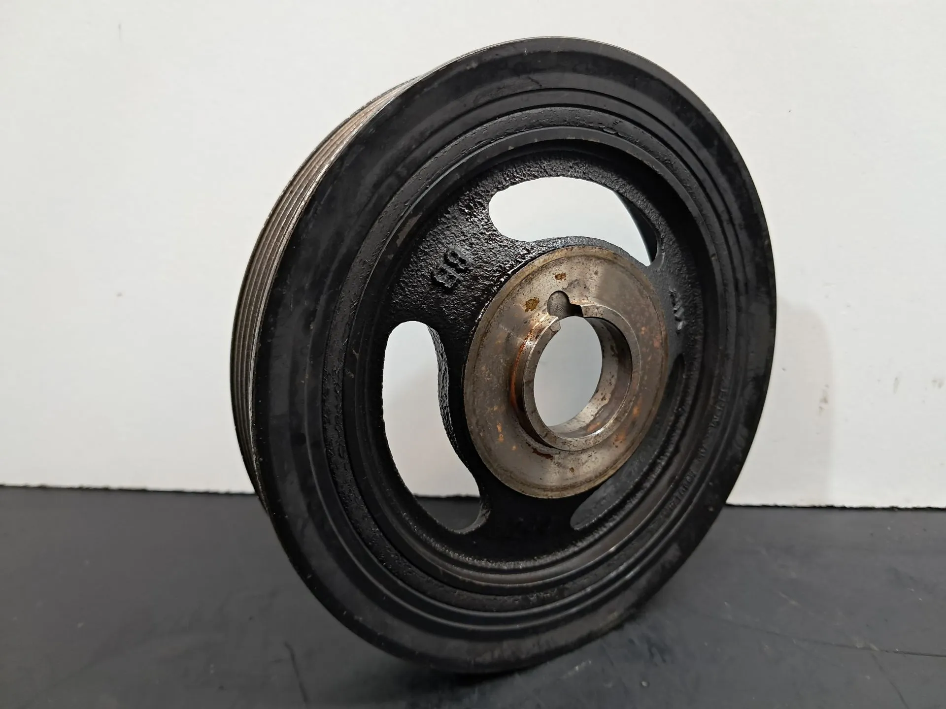 Crankshaft / Engine pulley  FORD Focus C-Max (DM2)