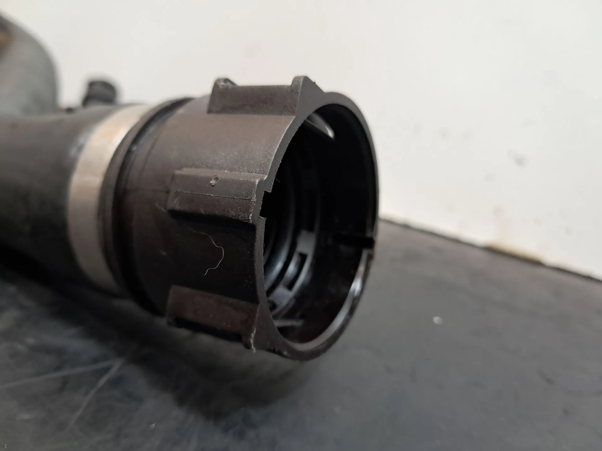 Tubo da água BMW 1 (E87) Imagem-2