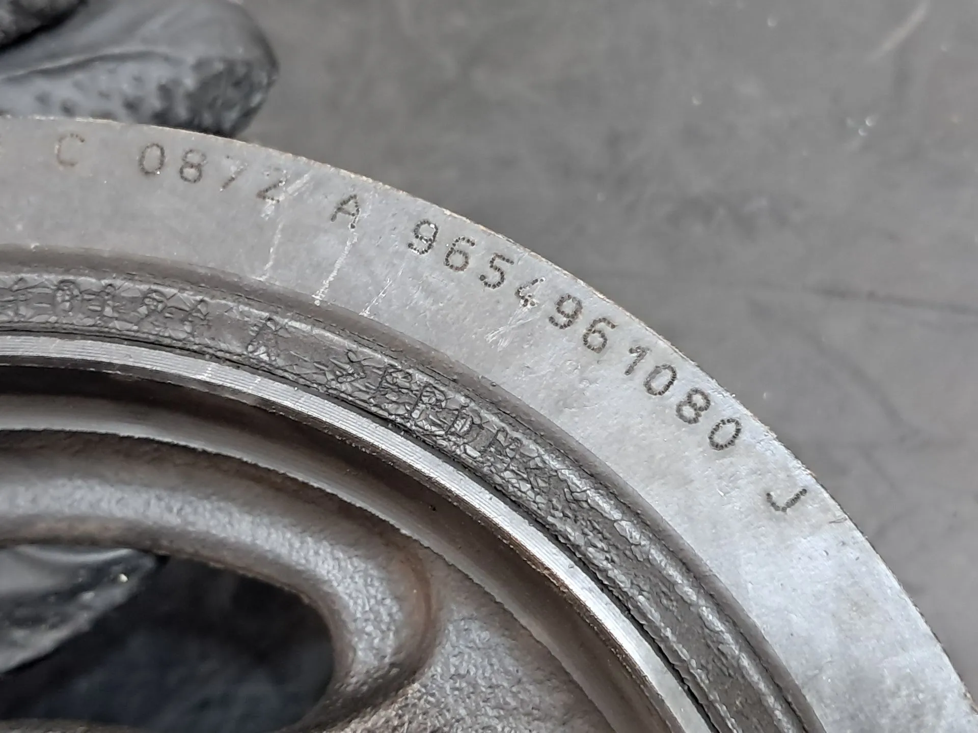 Crankshaft / Engine pulley  PEUGEOT 307 SW (3H) Imagem-2