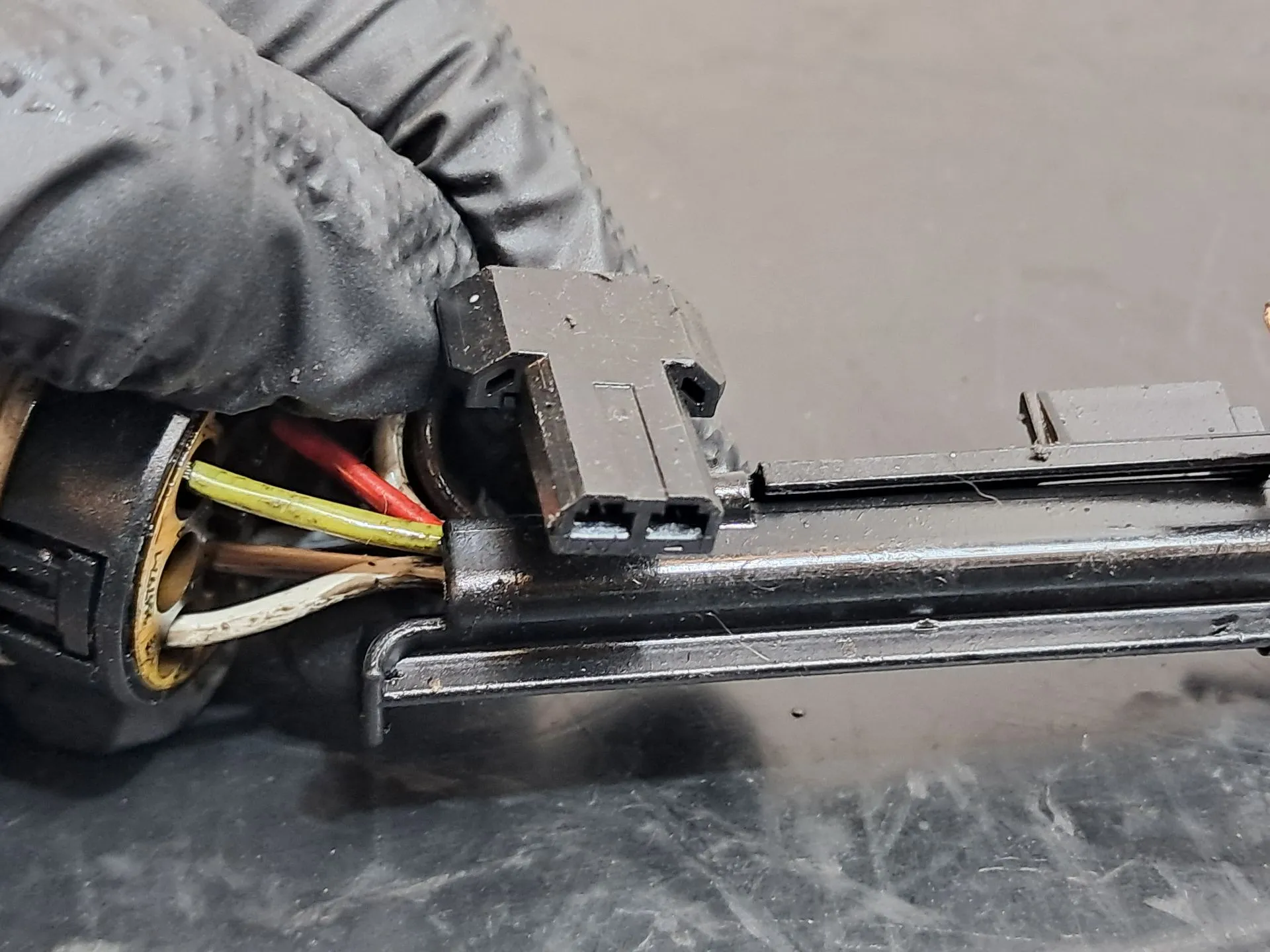 Engine electrical installation / engine wiring AUDI A4 (8E2, B6) Imagem-2