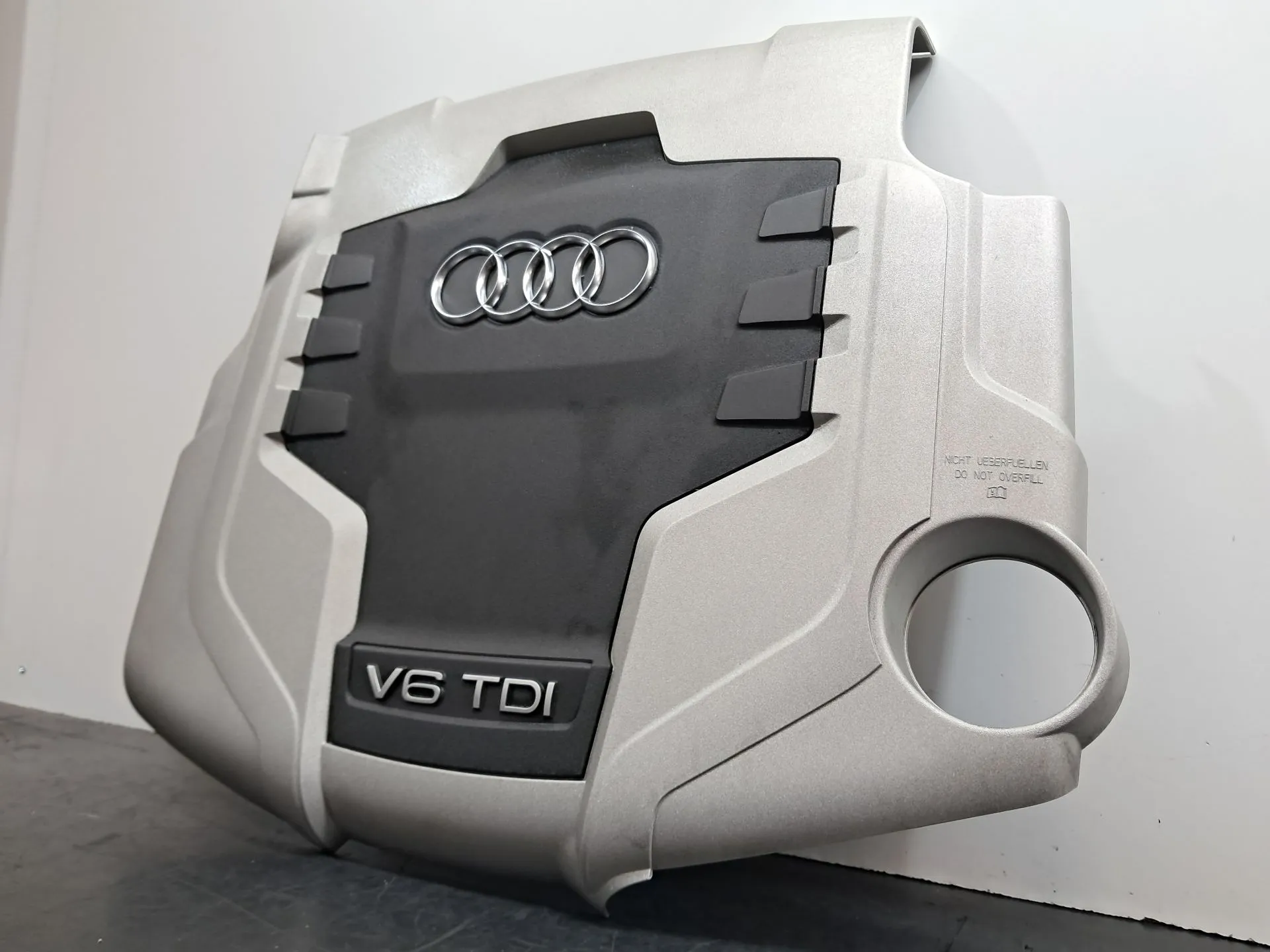 Tampa / Cobertura AUDI A4 (8K2, B8) Imagem-1