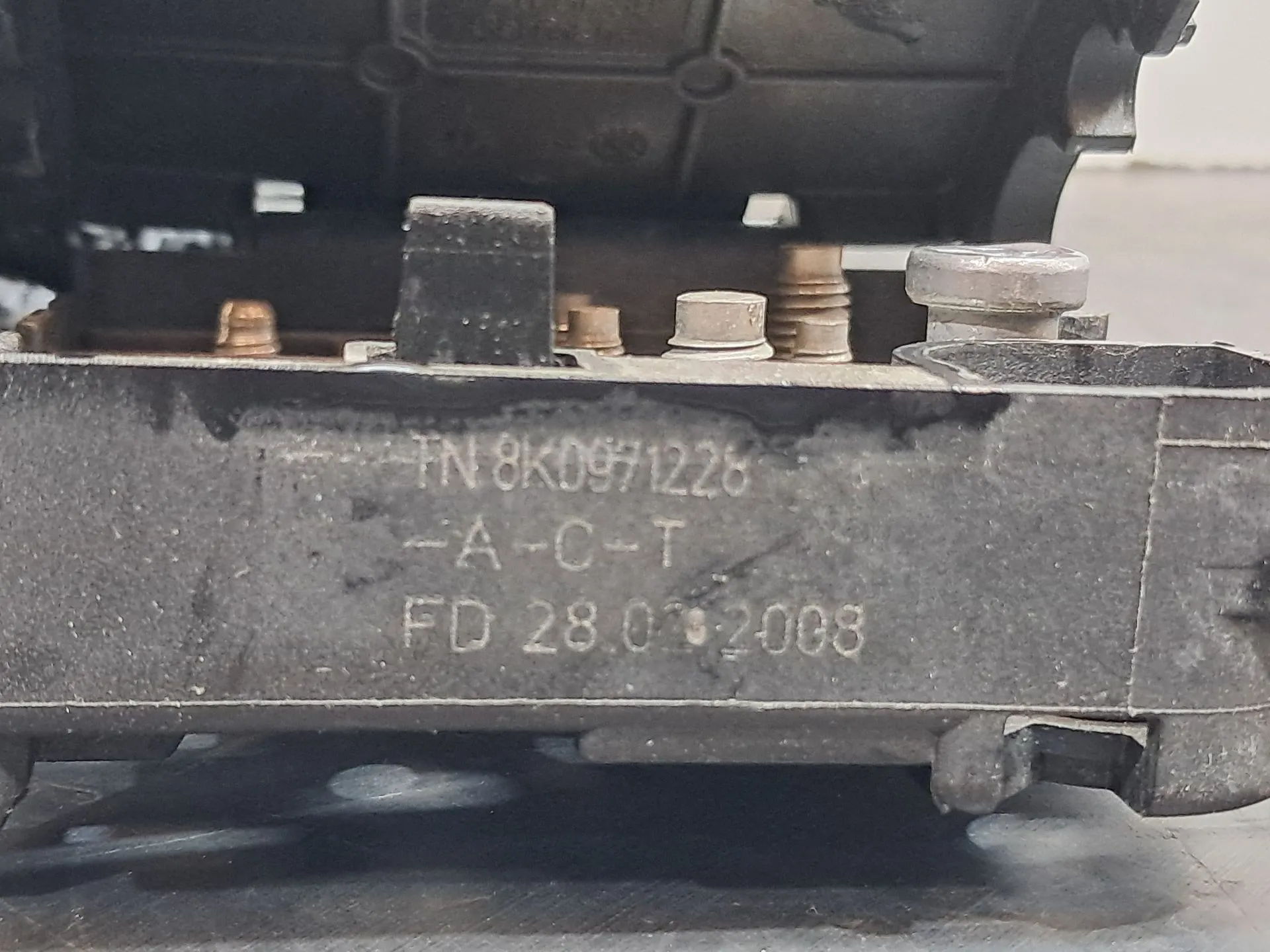Câble positif de batterie AUDI A4 (8K2, B8) Imagem-2