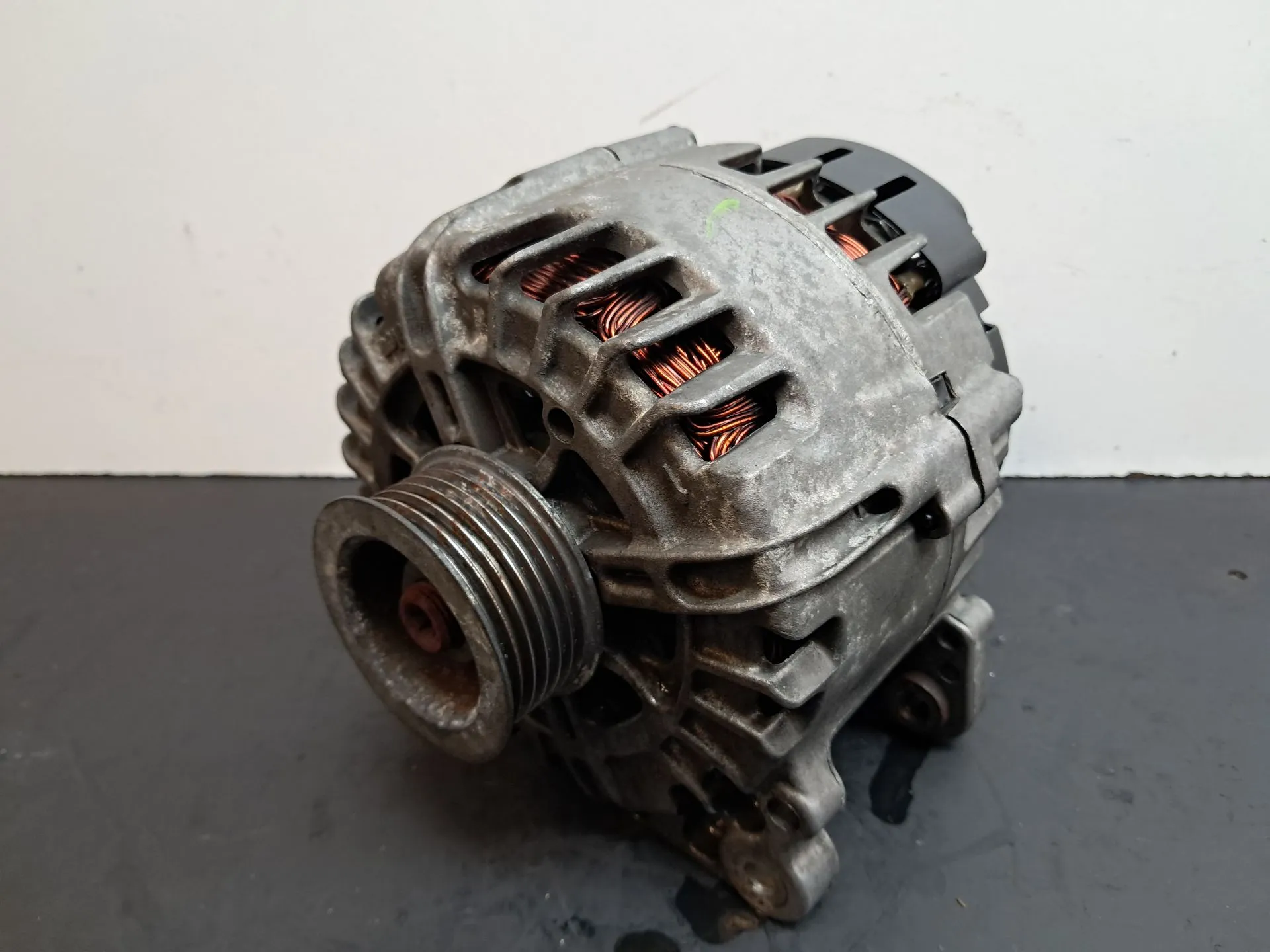 Alternador AUDI A4 (8K2, B8)
