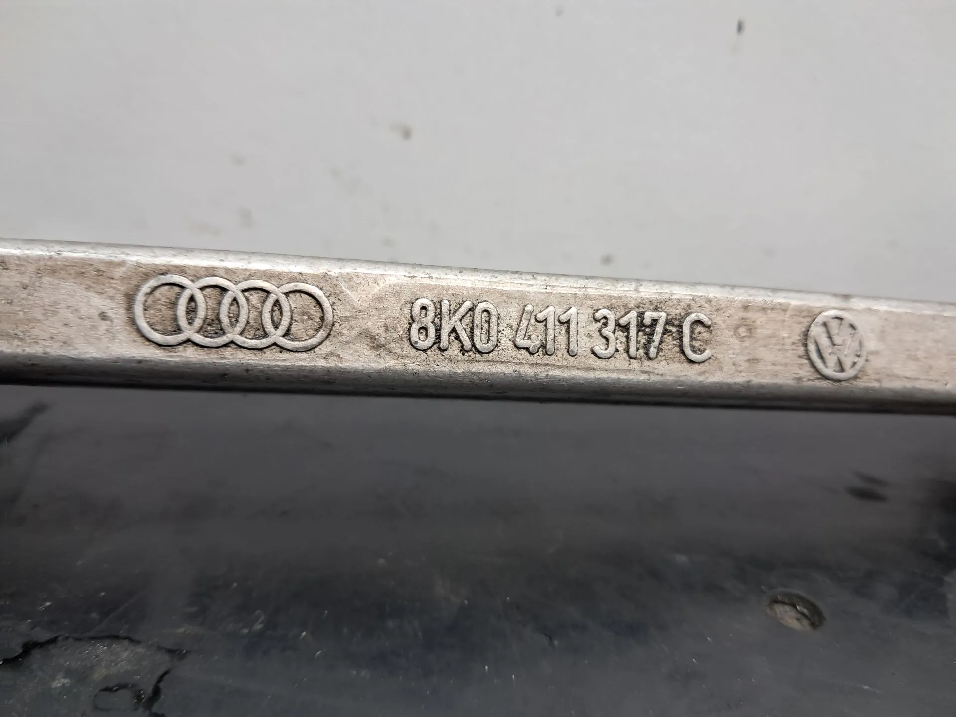 Tirantes / bialetas / pendurais AUDI A4 (8K2, B8) Imagem-1