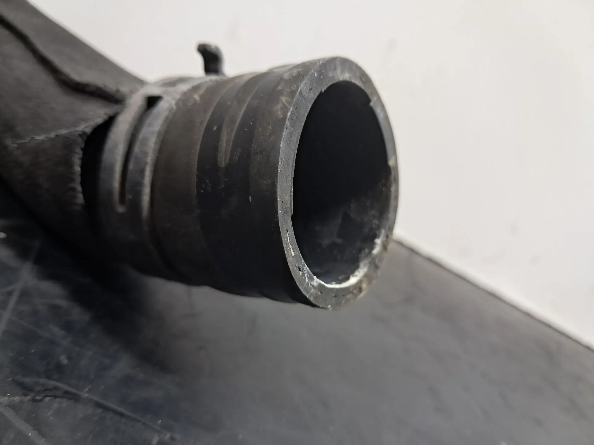 Tubo da água AUDI A4 (8K2, B8) Imagem-2