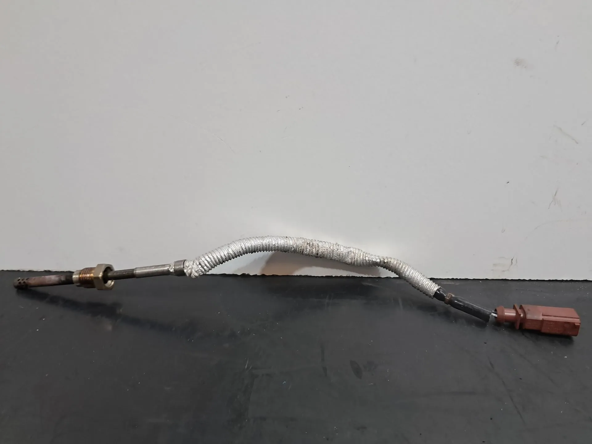 Temperature sensor AUDI A4 (8K2, B8)