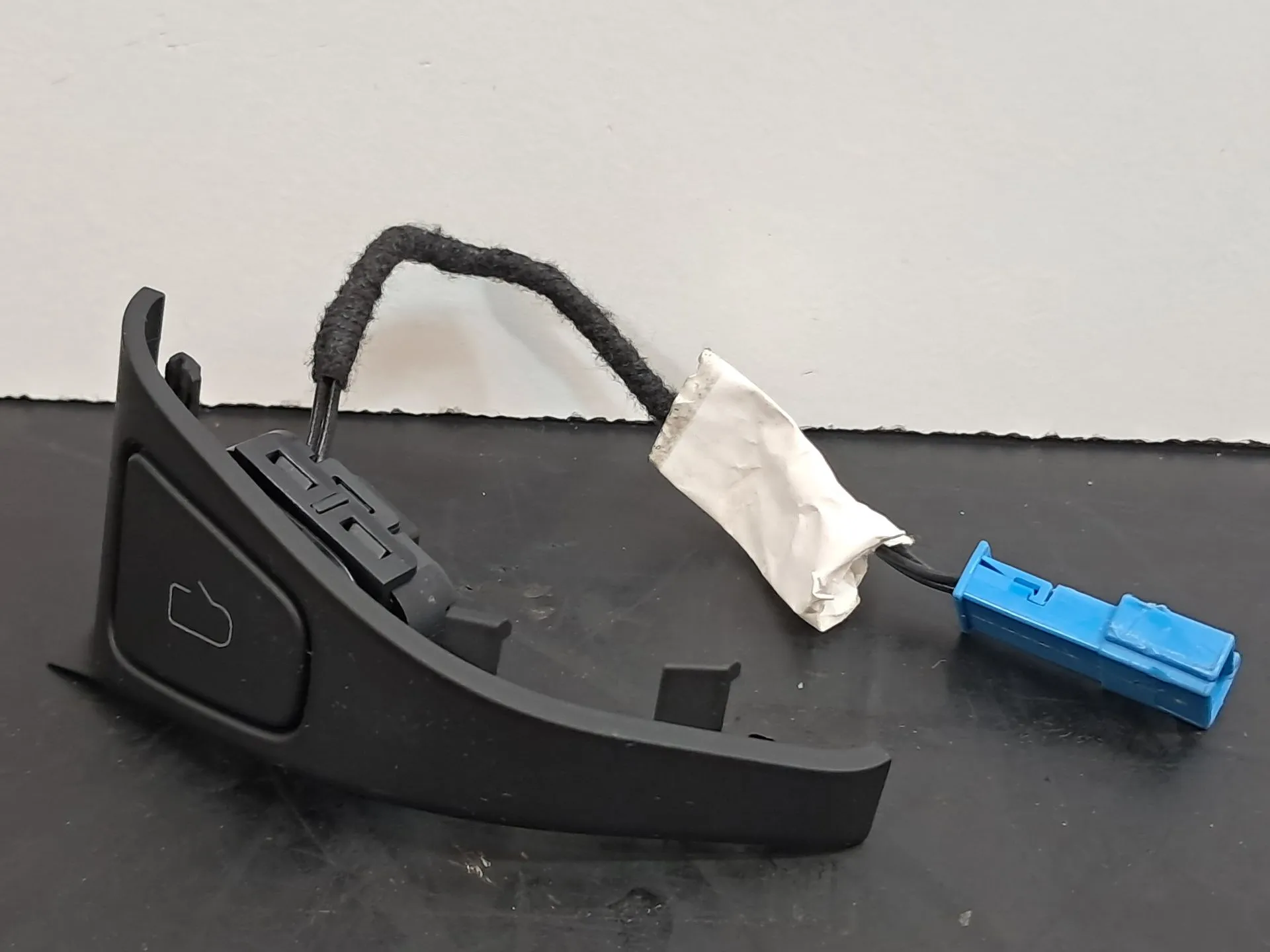 Comando / botão / interruptor multifunções TESLA Model Y (5YJY)
