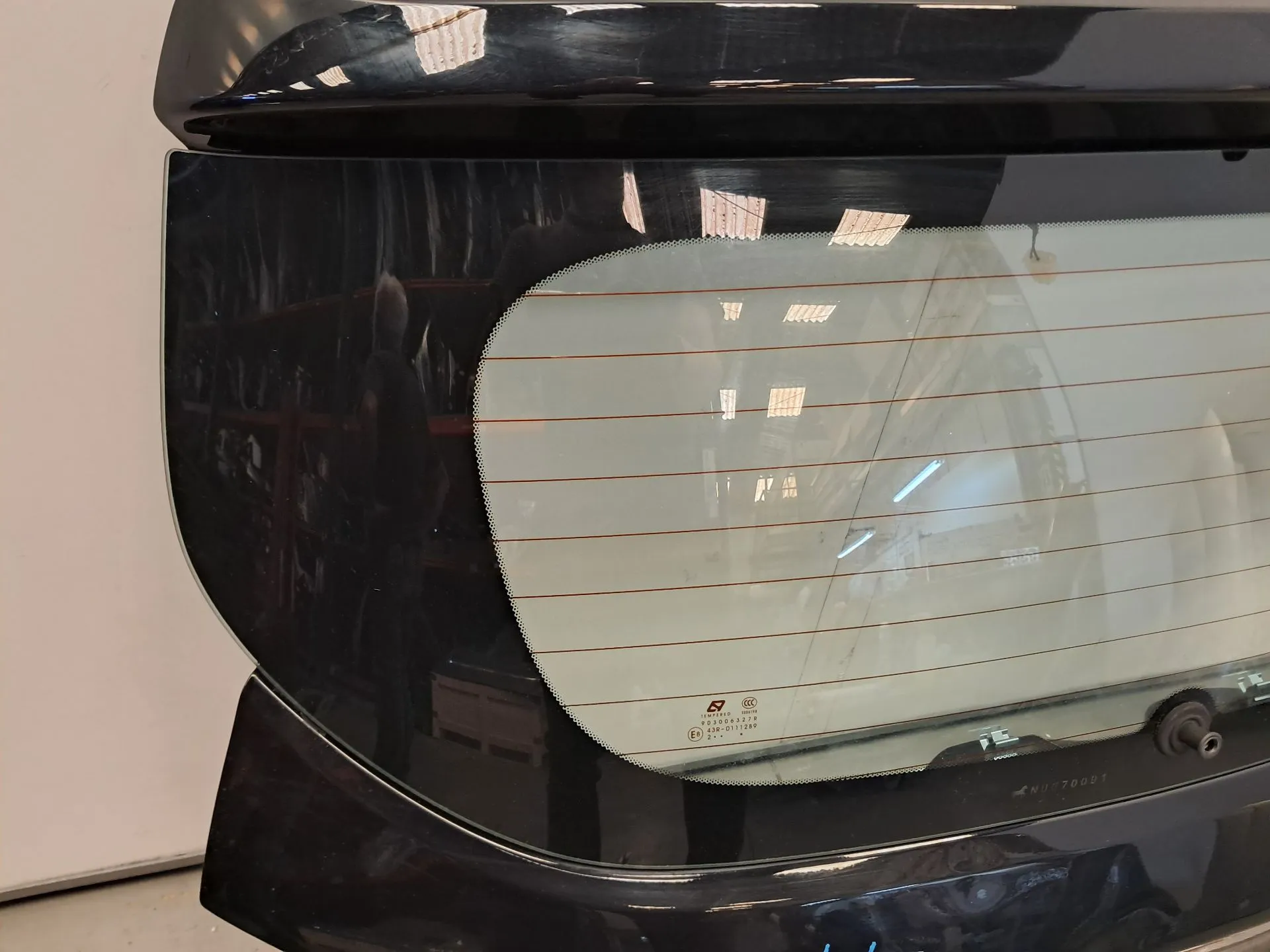 Tailgate / Trunk lid DACIA Spring Imagem-6