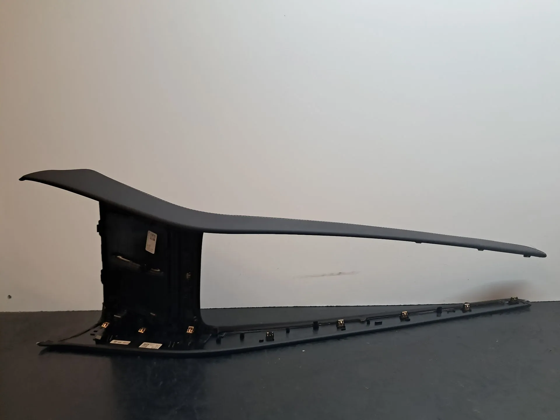 Consola central TESLA Model Y (5YJY) Imagem-4