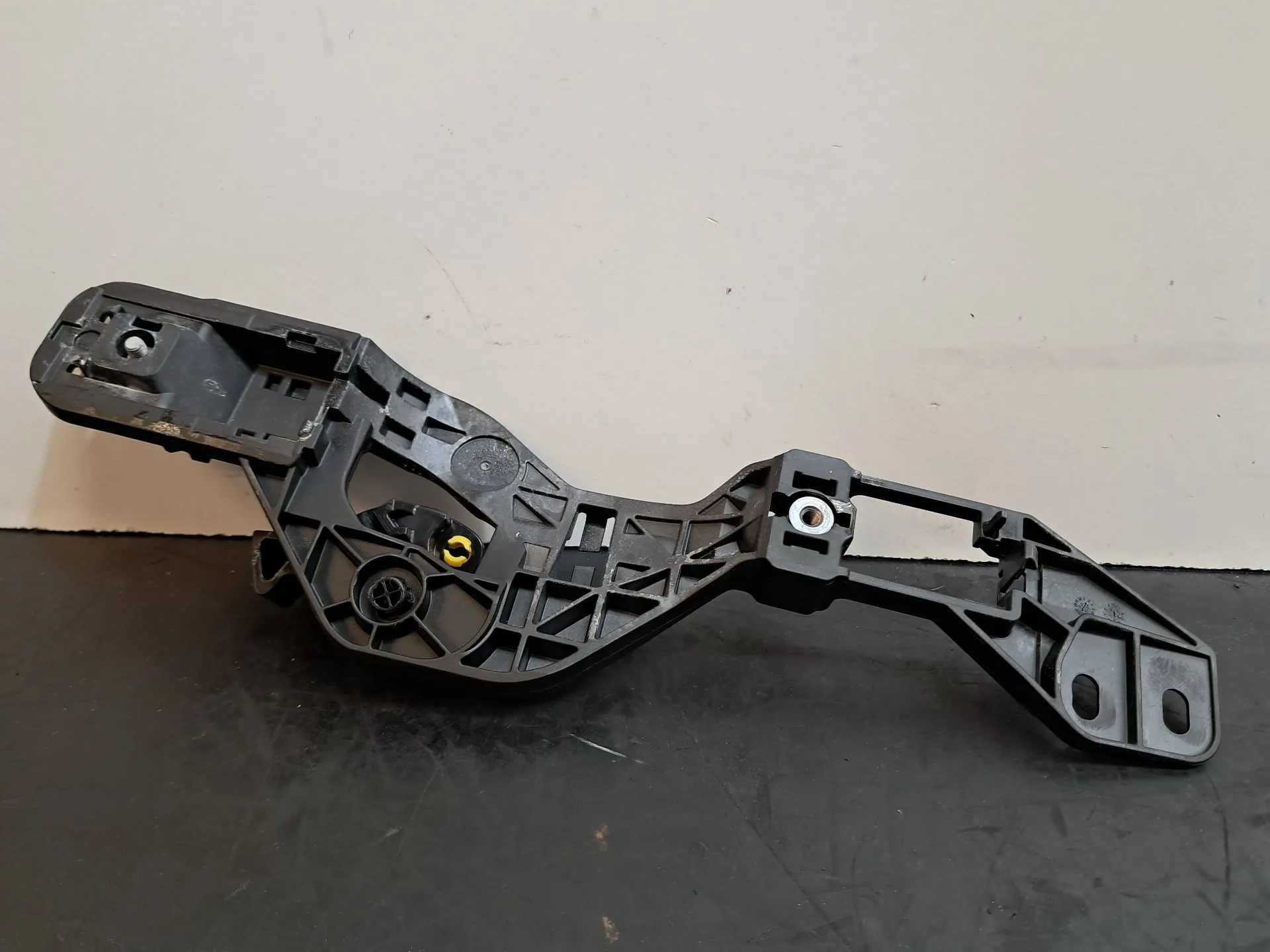 Suporte puxador porta trás direito LEXUS NX II (_A2_, _H2_)